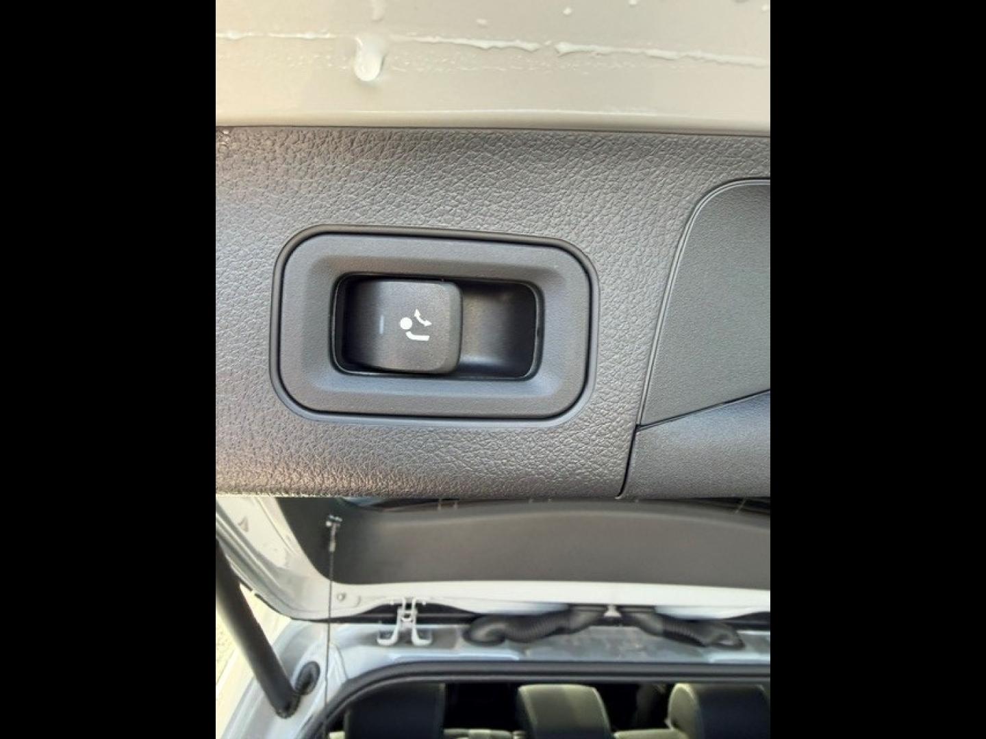 Image MERCEDES-BENZ GLA 220 d 190ch Edition 140 8G-DCT 4Matic