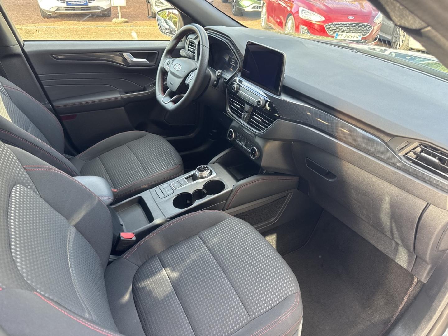 Image FORD Kuga 2.5 Duratec 190ch FHEV E85 ST-Line Business BVA