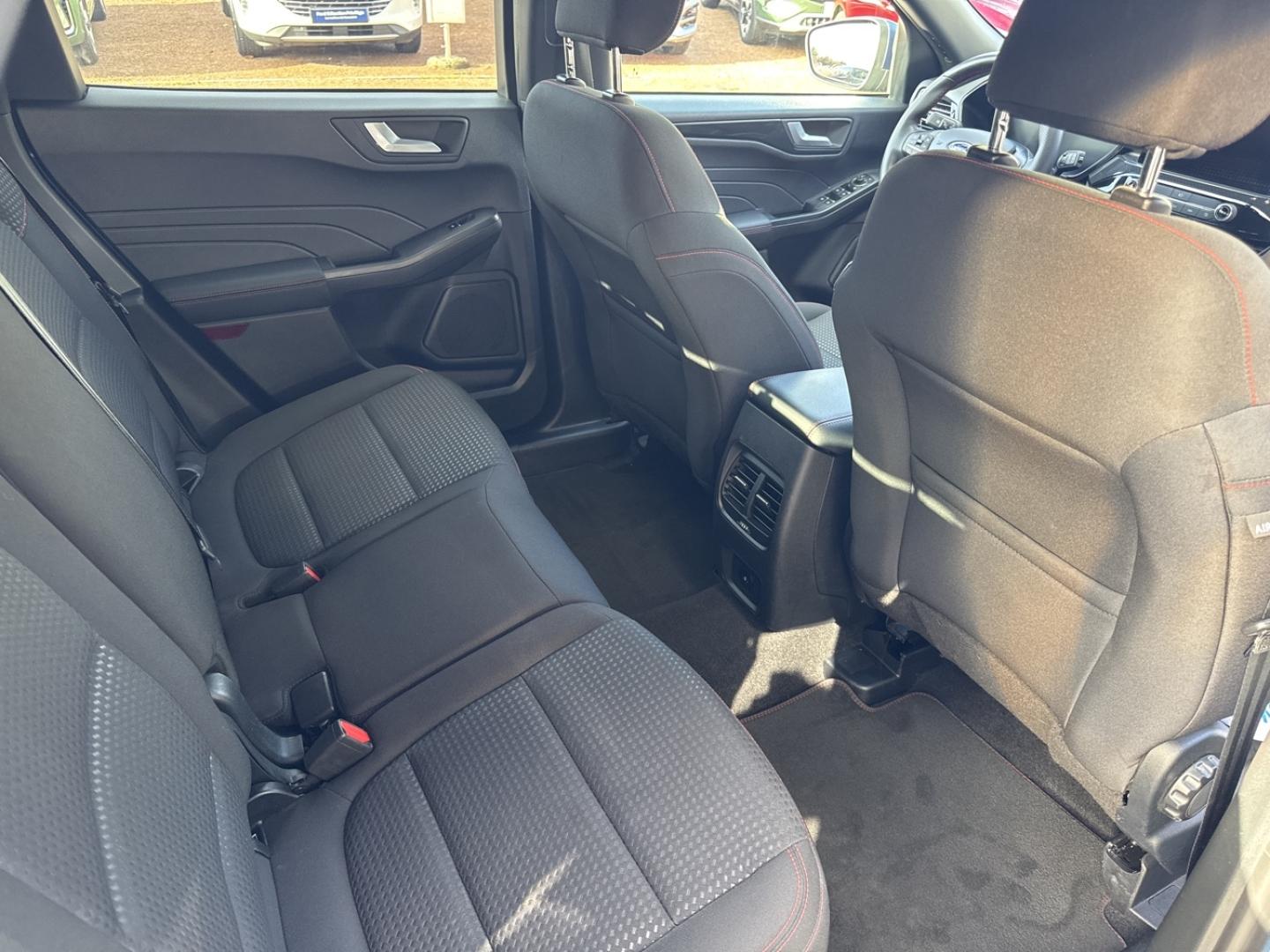 Image FORD Kuga 2.5 Duratec 190ch FHEV E85 ST-Line Business BVA