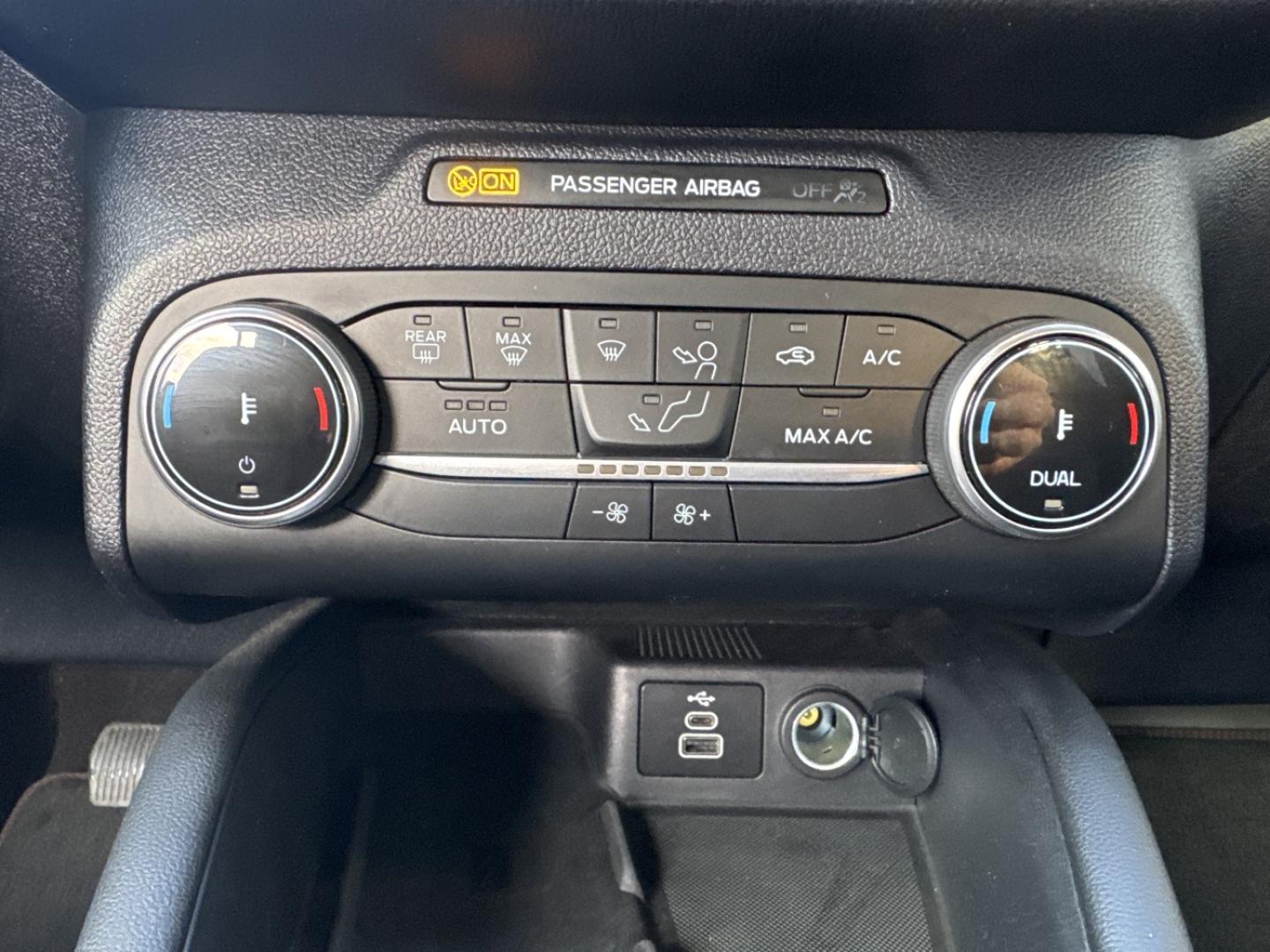 Image FORD Kuga 2.5 Duratec 190ch FHEV E85 ST-Line Business BVA