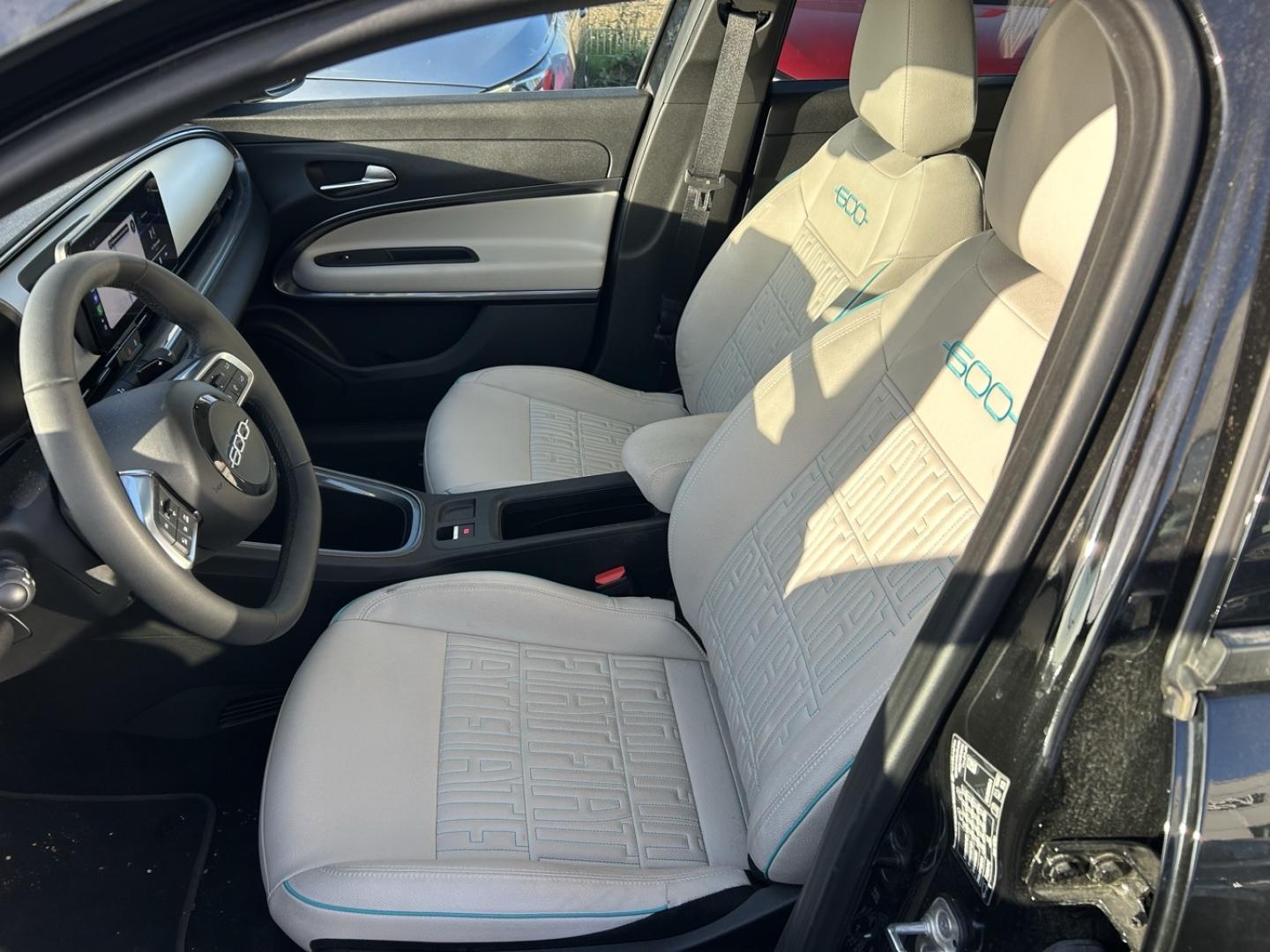 Image FIAT 600 1.2 Hybrid Turbo 110ch La Prima eDCT6