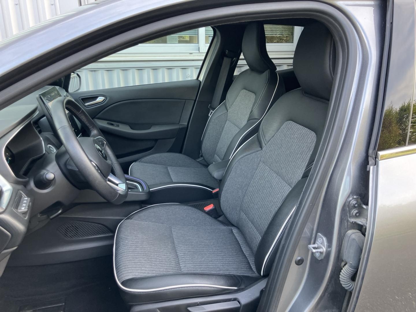 Image MITSUBISHI Colt 1.6 MPI HEV 143ch Intense 2024