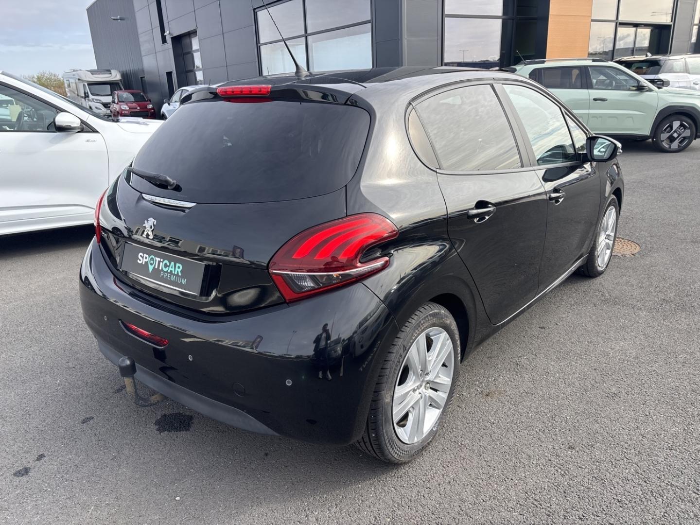Image PEUGEOT 208 1.2 PureTech 82ch Style 5p