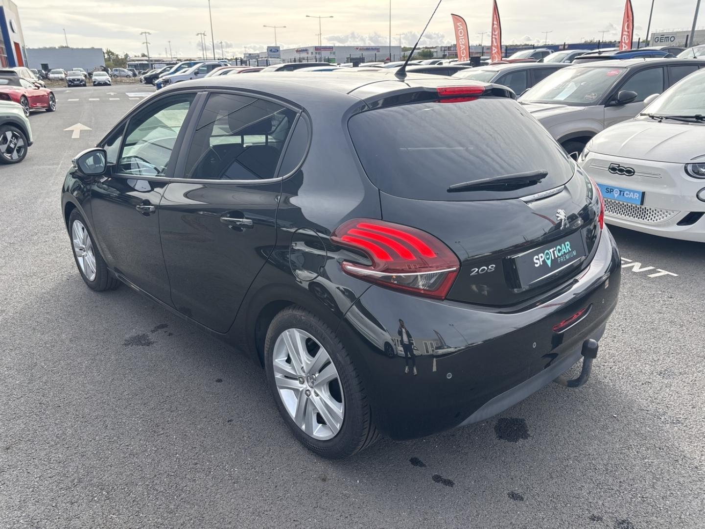 Image PEUGEOT 208 1.2 PureTech 82ch Style 5p