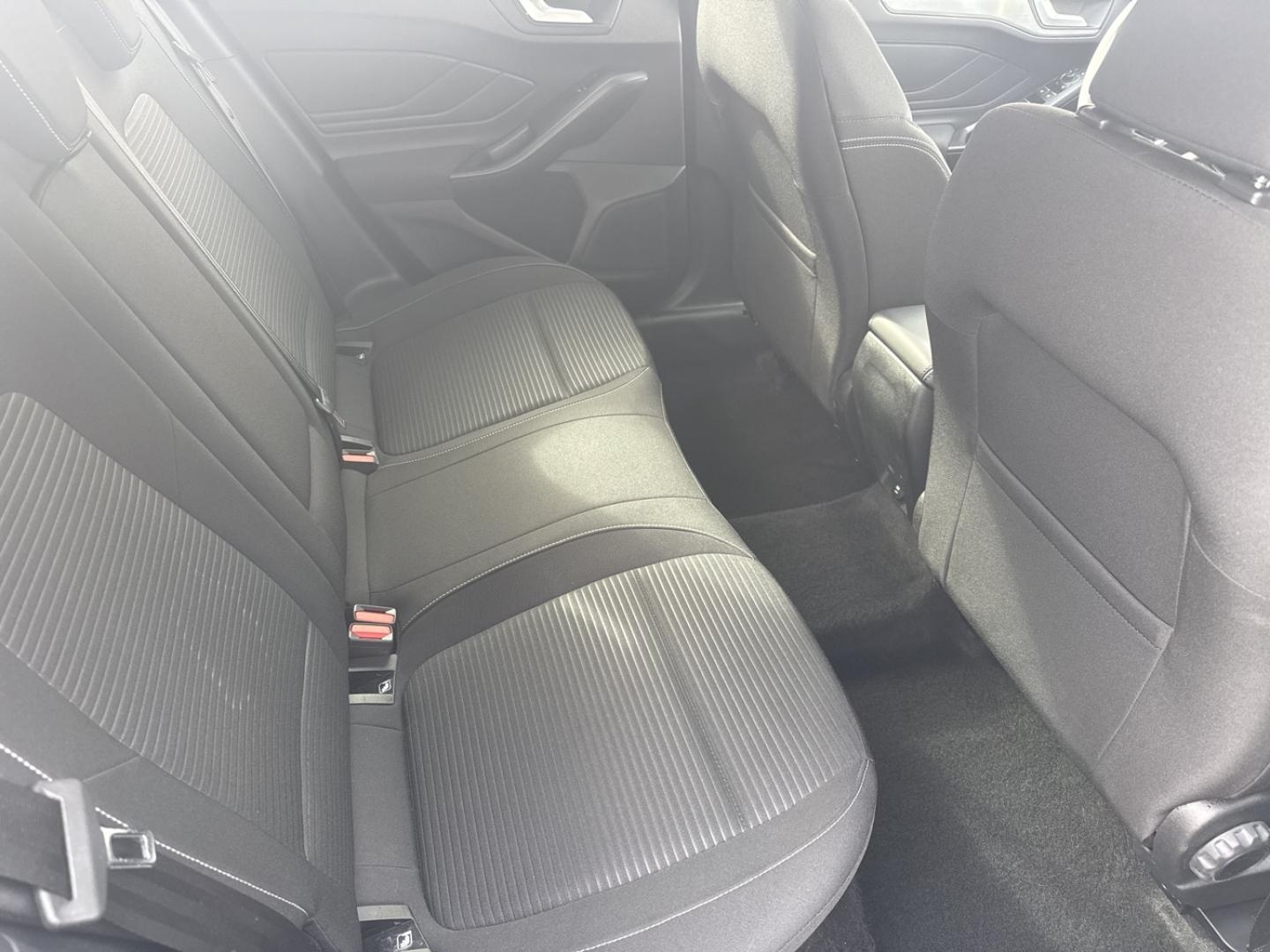 Image FORD Focus SW 1.0 EcoBoost mHEV 125 ch Titanium X Business