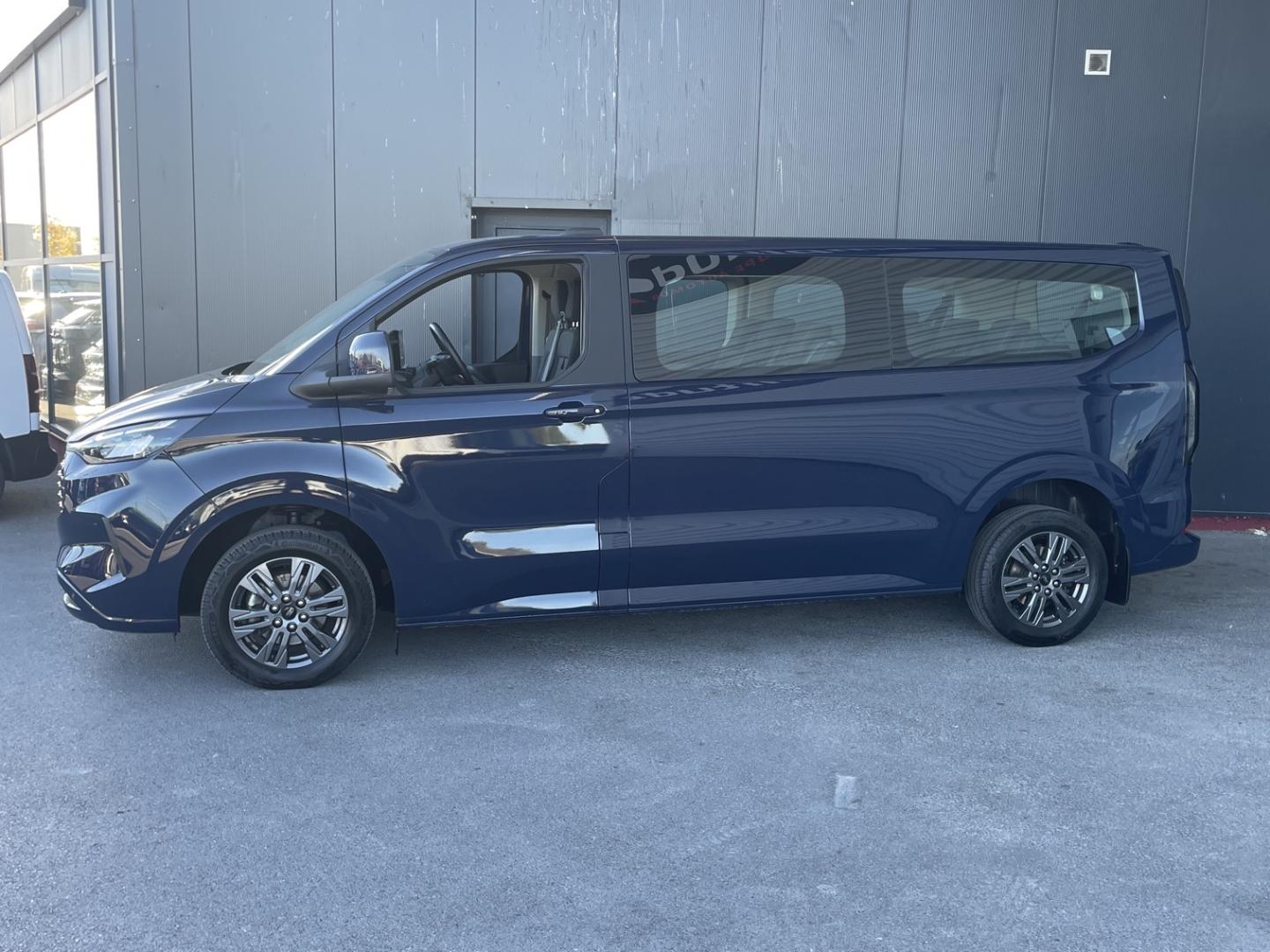 Image FORD Tourneo Custom 320 L1H1 2.0 EcoBlue 150ch Titanium