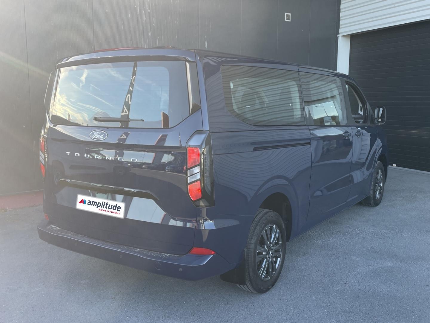 Image FORD Tourneo Custom 320 L1H1 2.0 EcoBlue 150ch Titanium