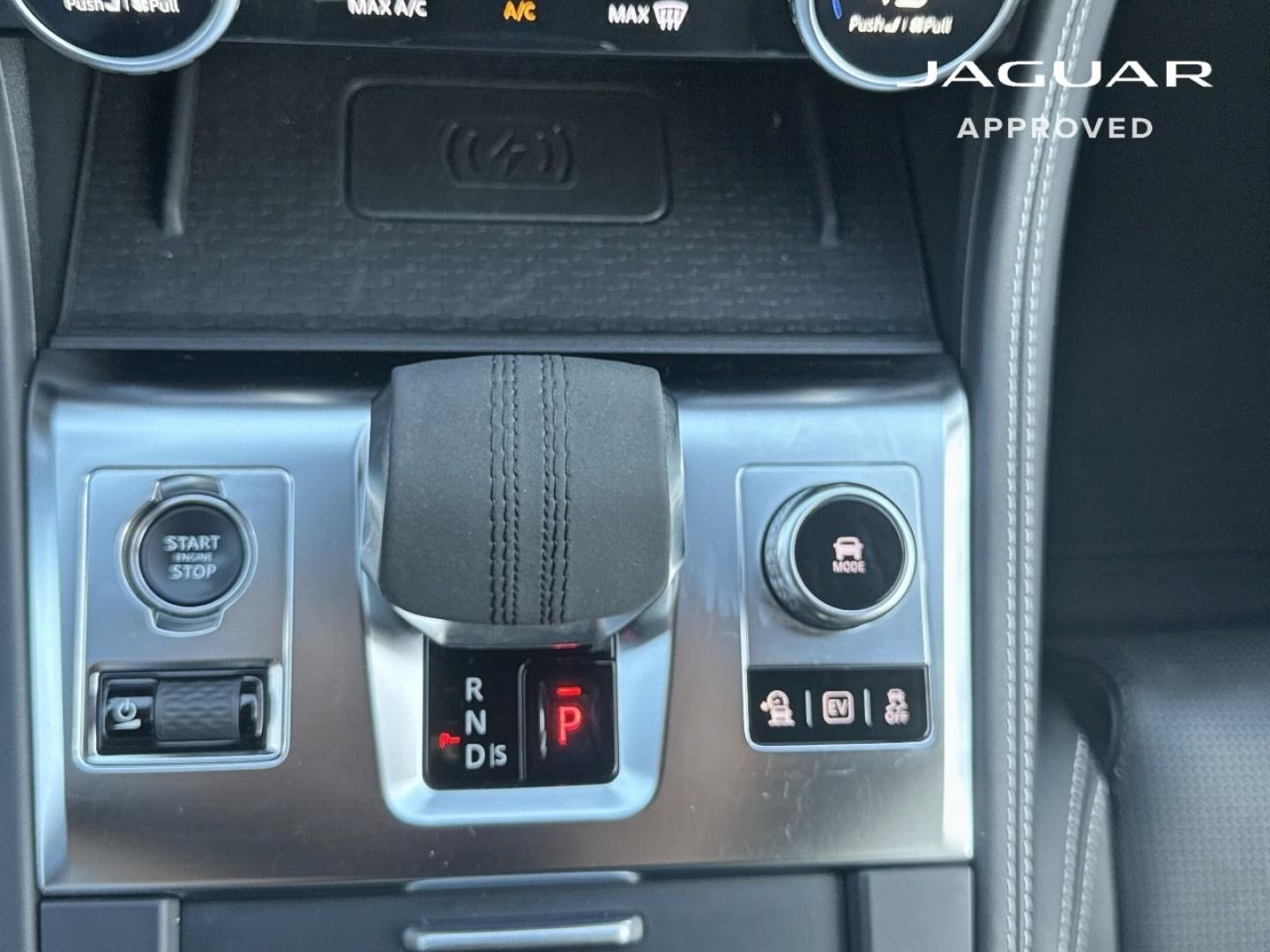 Image JAGUAR F-Pace P400e Plug-in-Hybrid R-Dynamic HSE BVA8 AWD