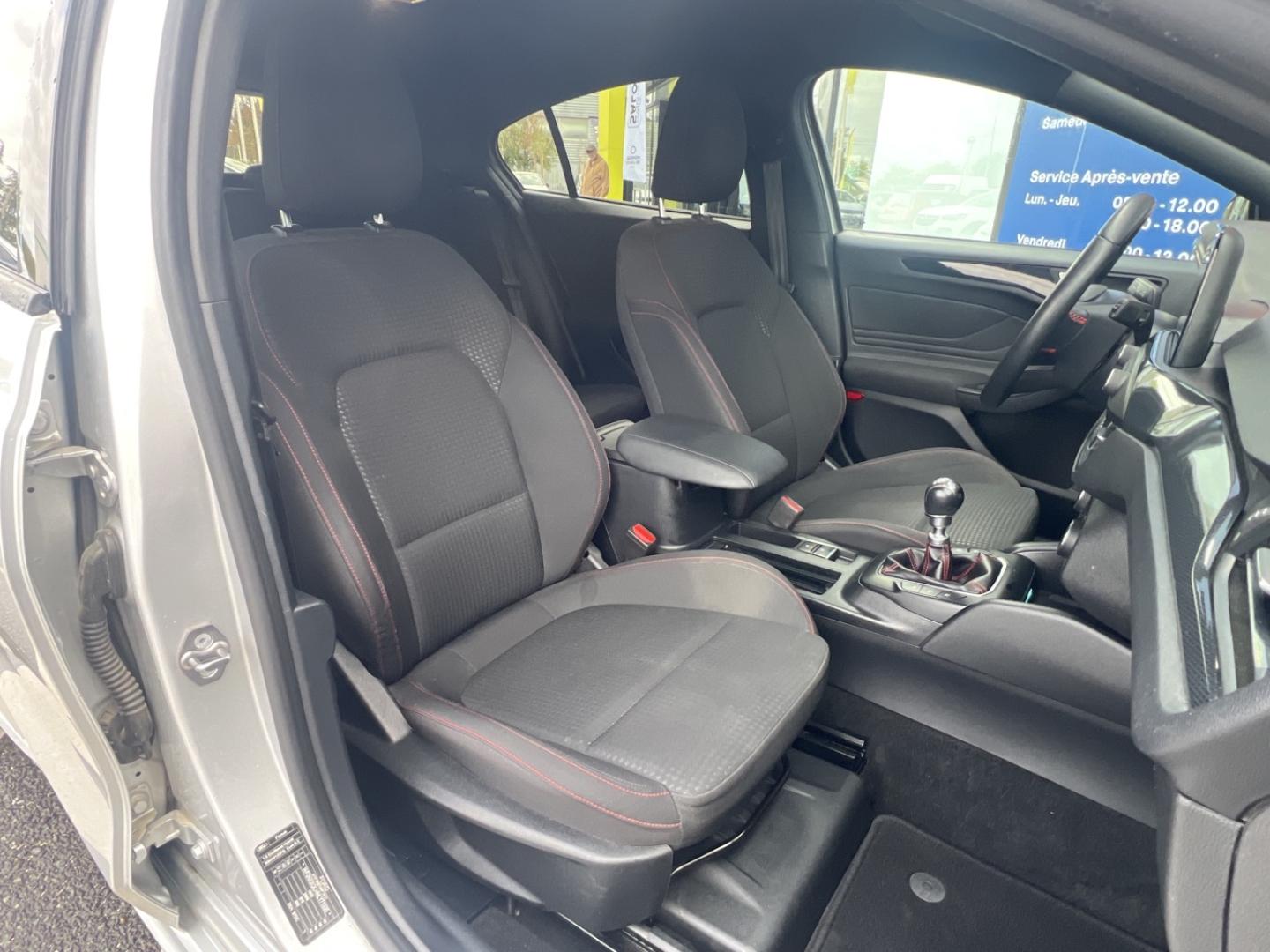 Image FORD Focus 1.0 EcoBoost 125ch mHEV ST-Line Business