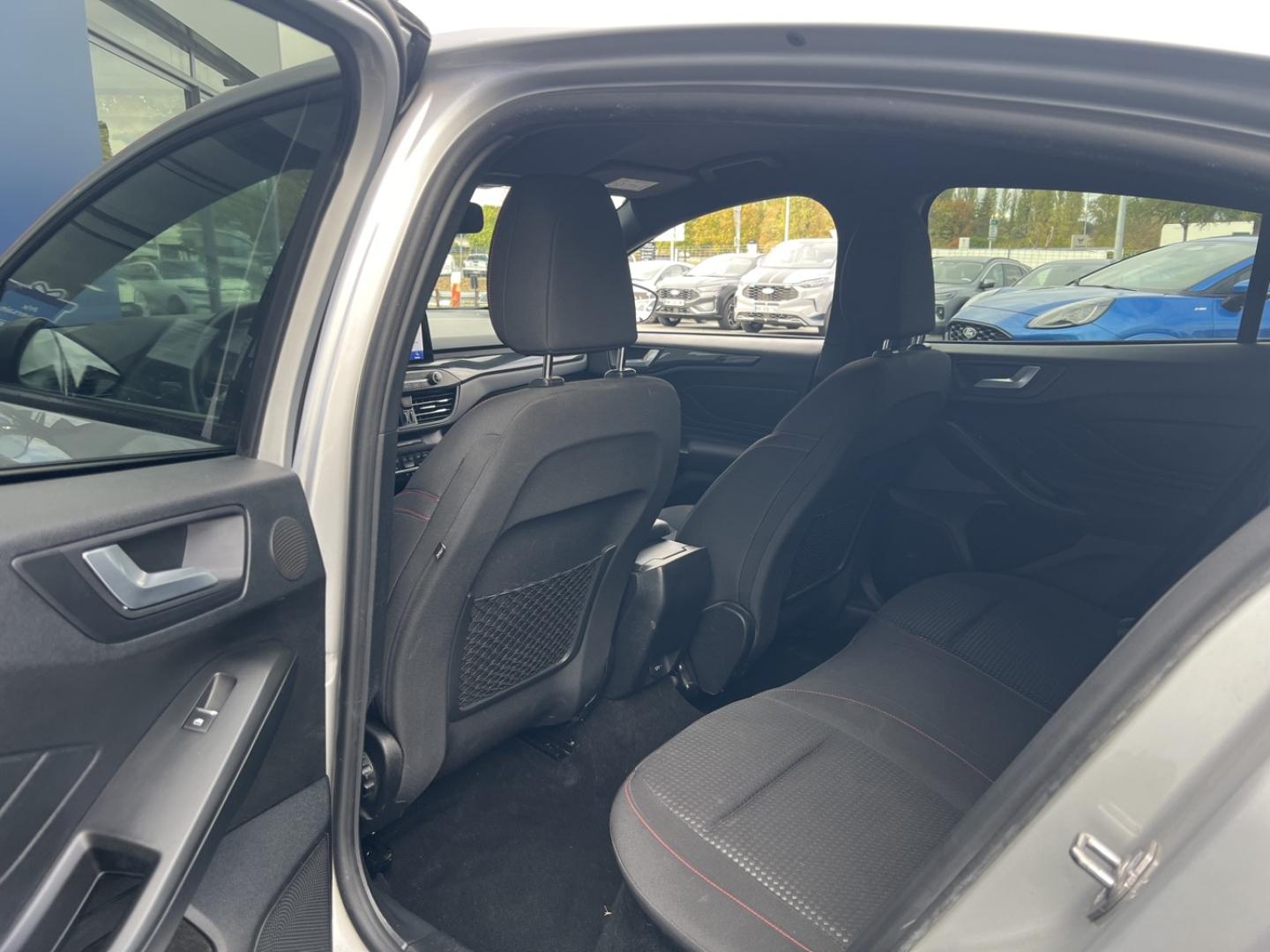 Image FORD Focus 1.0 EcoBoost 125ch mHEV ST-Line Business