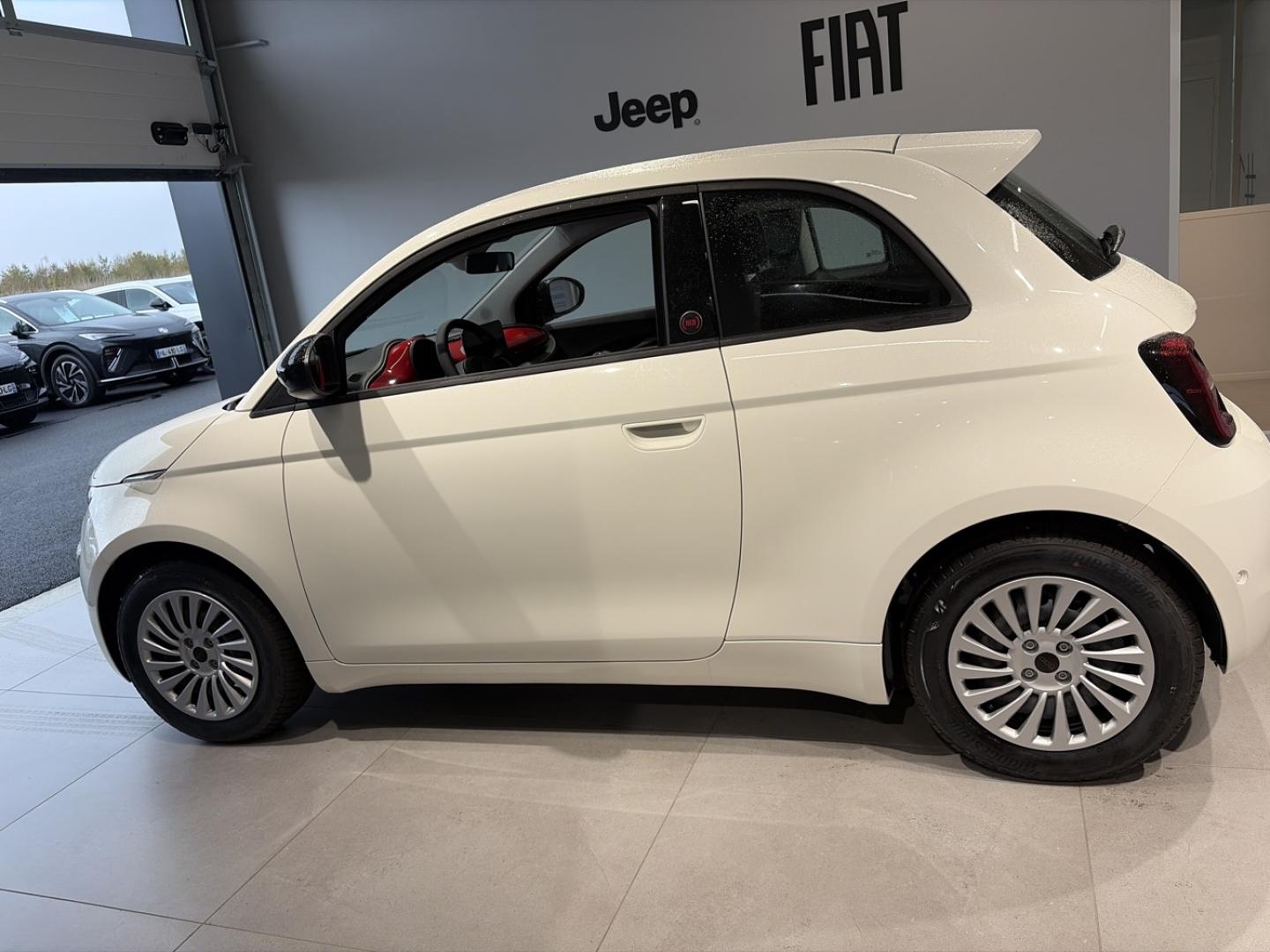 Image FIAT 500 3+1 e 95ch (RED) MY25