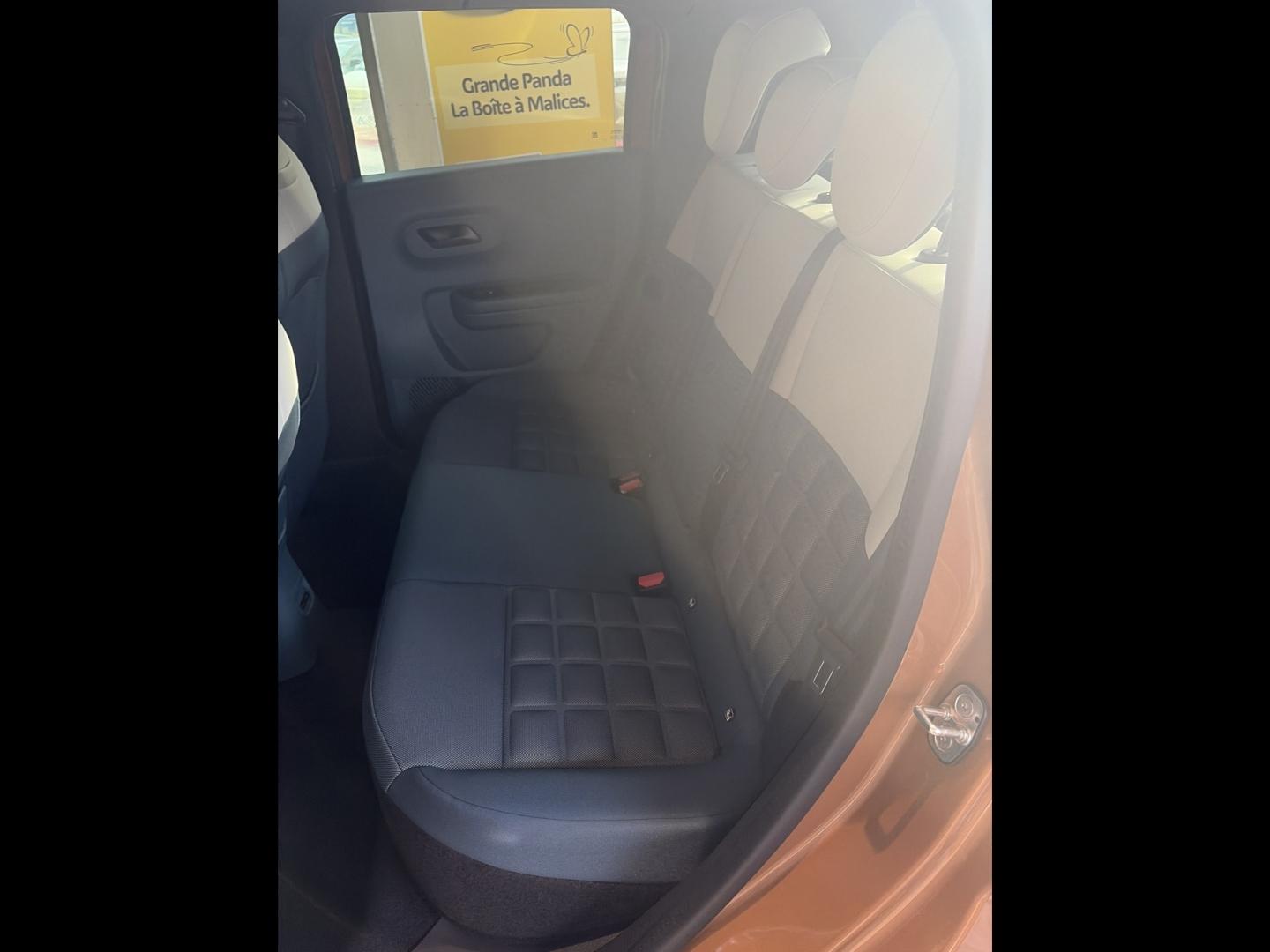 Image FIAT Grande Panda 1.2 Hybrid Turbo 110ch La Prima eDCT6