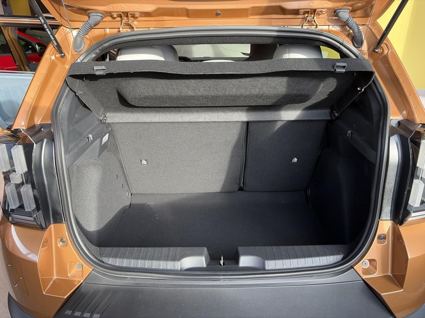 Image FIAT Grande Panda 1.2 Hybrid Turbo 110ch La Prima eDCT6
