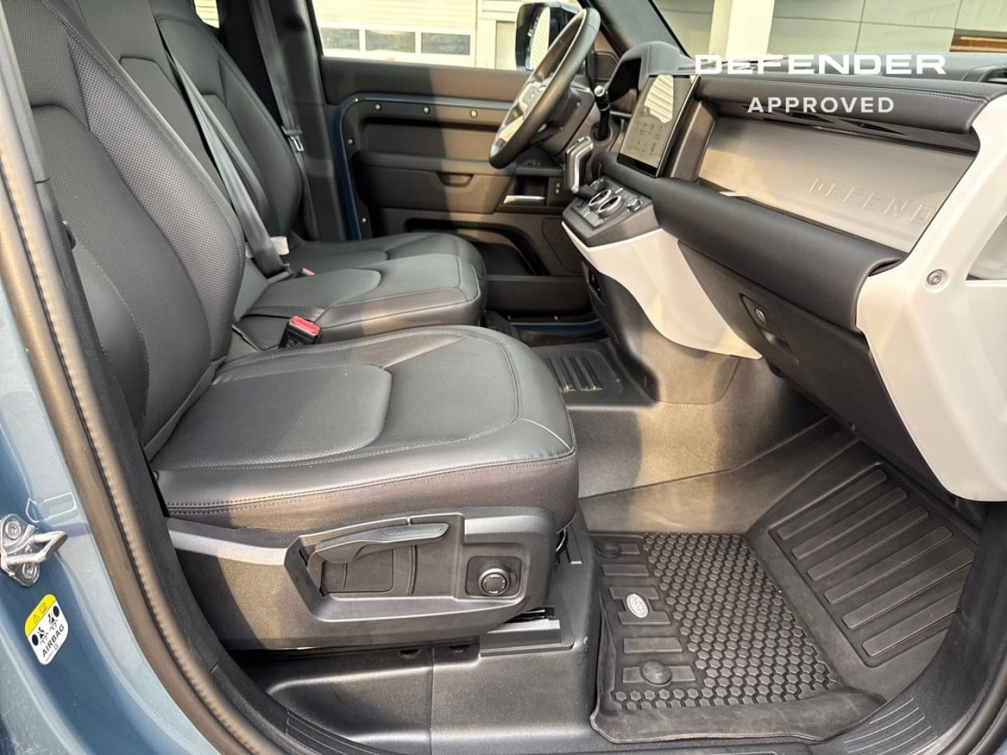 Image LAND-ROVER Defender 110 2.0 P300e S