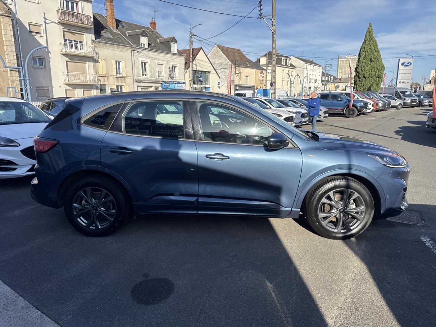 Image FORD Kuga 2.5 Duratec 190ch FHEV E85 ST-Line BVA