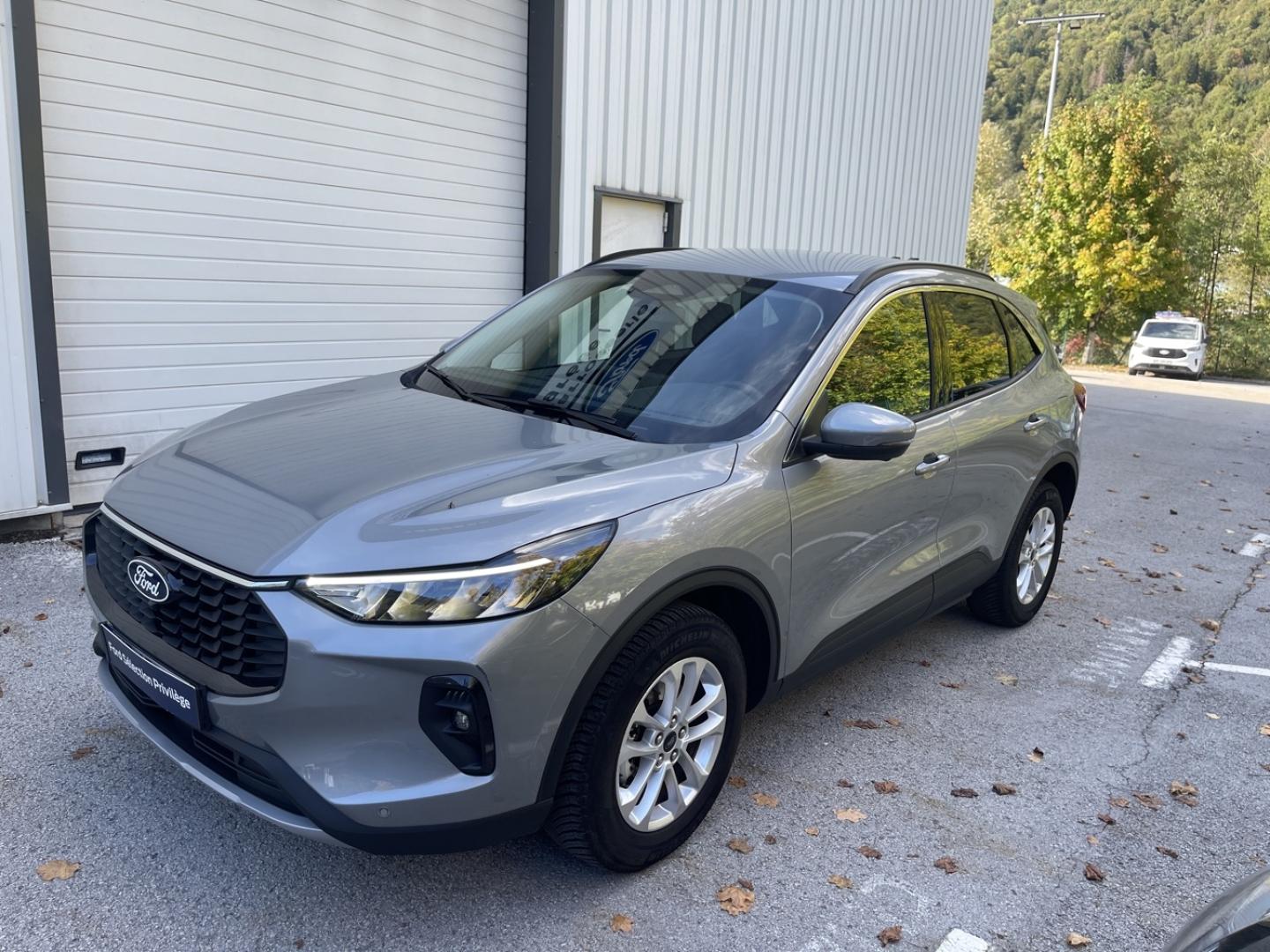 Photo FORD Kuga 2.5 Duratec 180ch Hybrid FlexiFuel Titanium Business Powershift