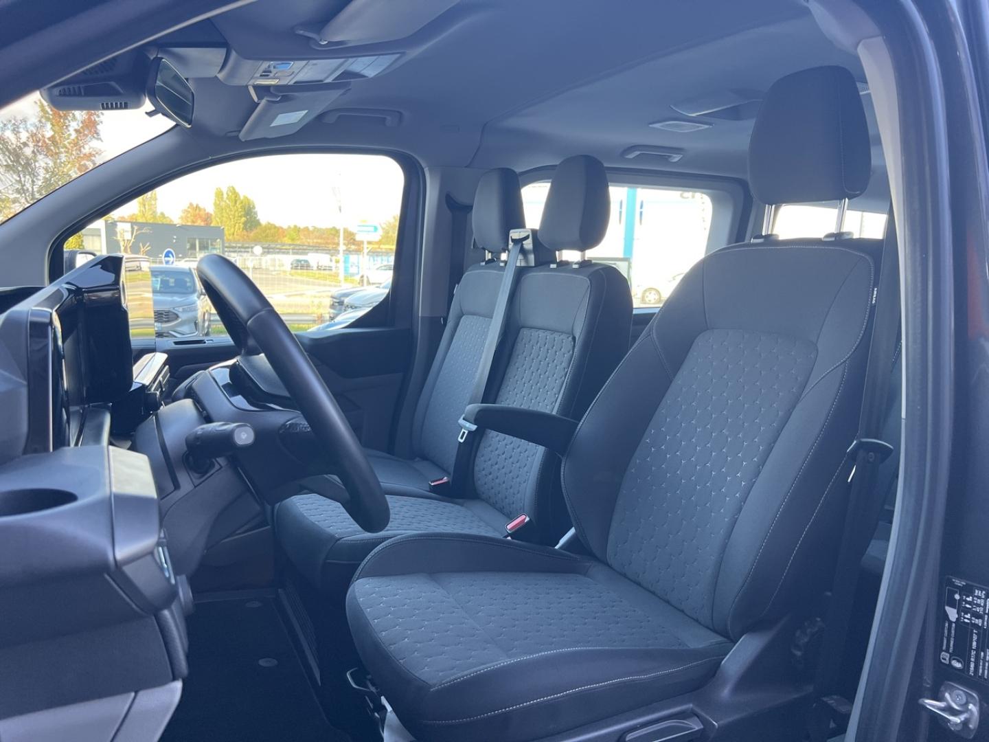 Image FORD Tourneo Custom 320 L2H1 2.0 EcoBlue 170ch Titanium BVA8