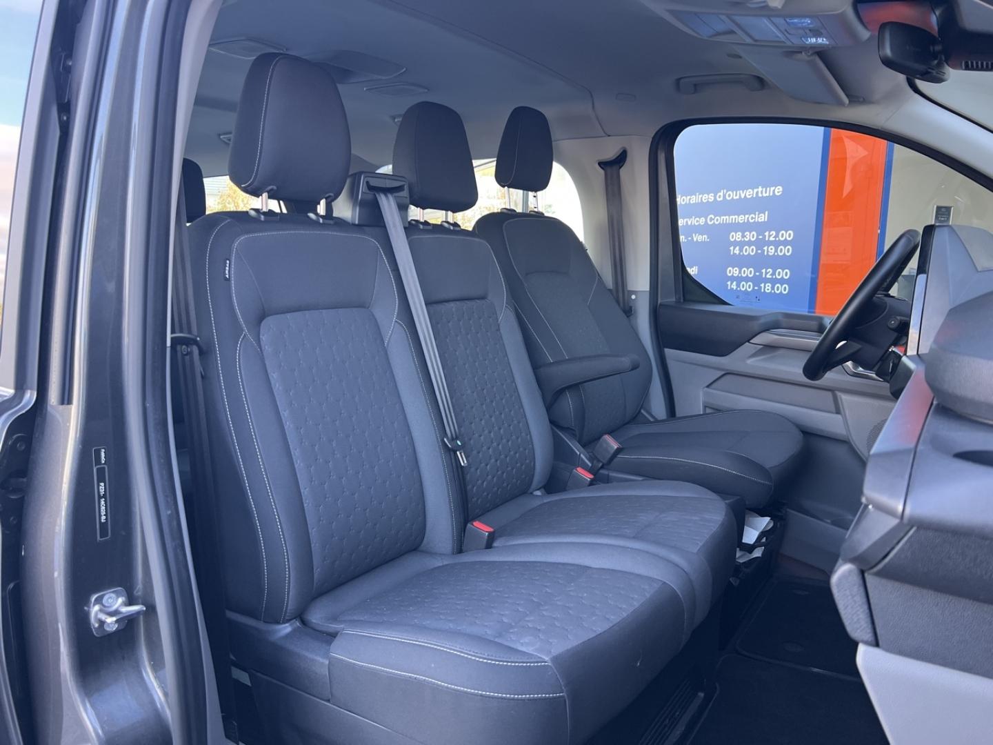 Image FORD Tourneo Custom 320 L2H1 2.0 EcoBlue 170ch Titanium BVA8