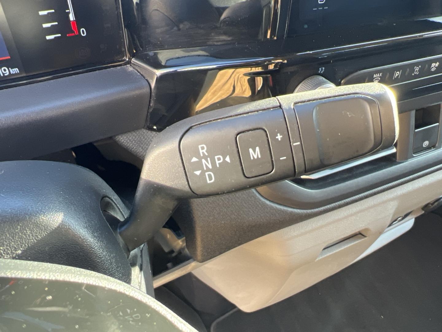 Image FORD Tourneo Custom 320 L2H1 2.0 EcoBlue 170ch Titanium BVA8