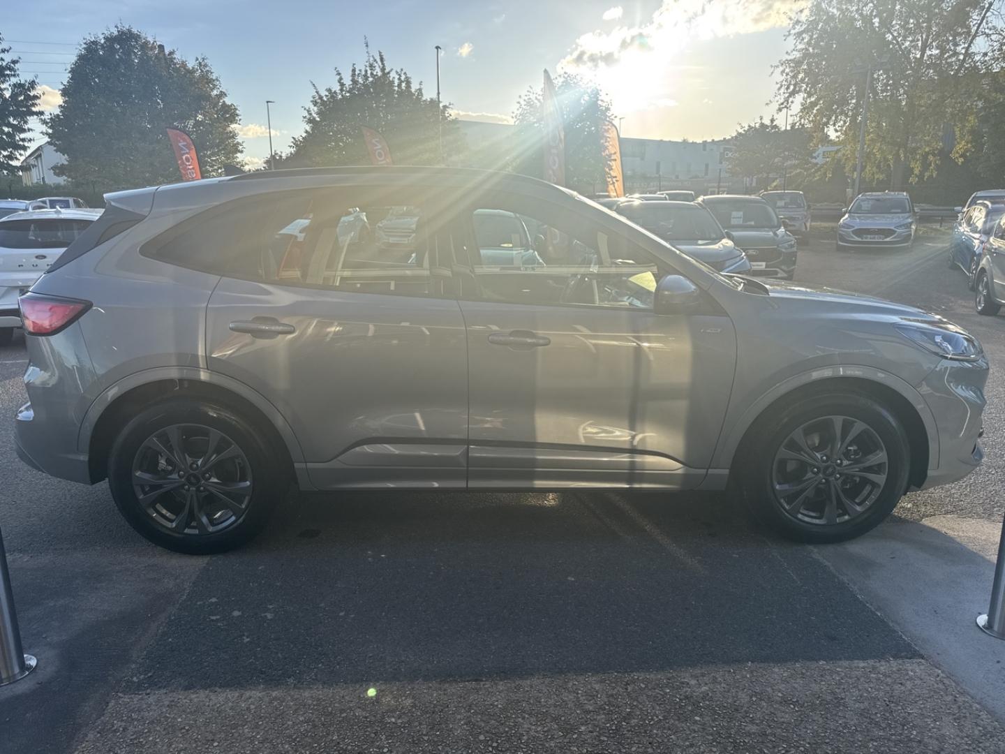 Image FORD Kuga 2.5 Duratec 190ch FHEV E85 ST-Line BVA
