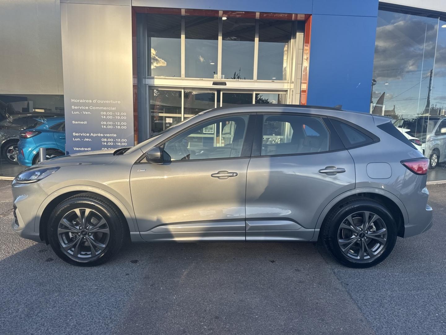 Image FORD Kuga 2.5 Duratec 190ch FHEV E85 ST-Line BVA