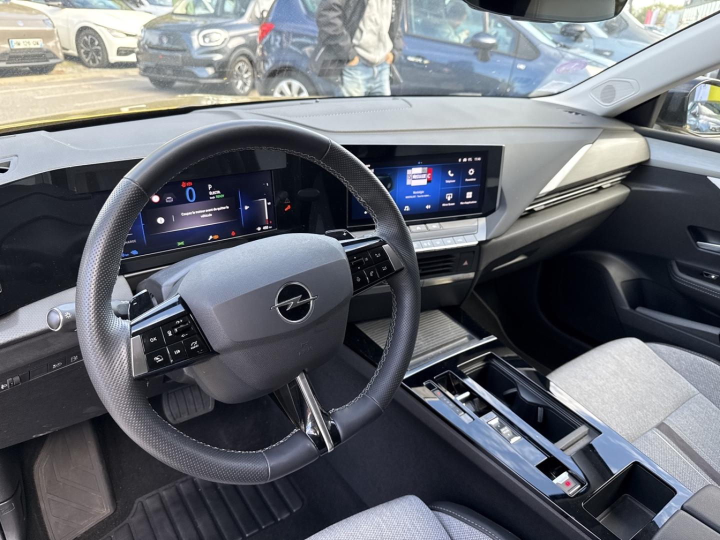 Image OPEL Astra 1.6 Turbo 180ch Hybrid Elegance BVA8