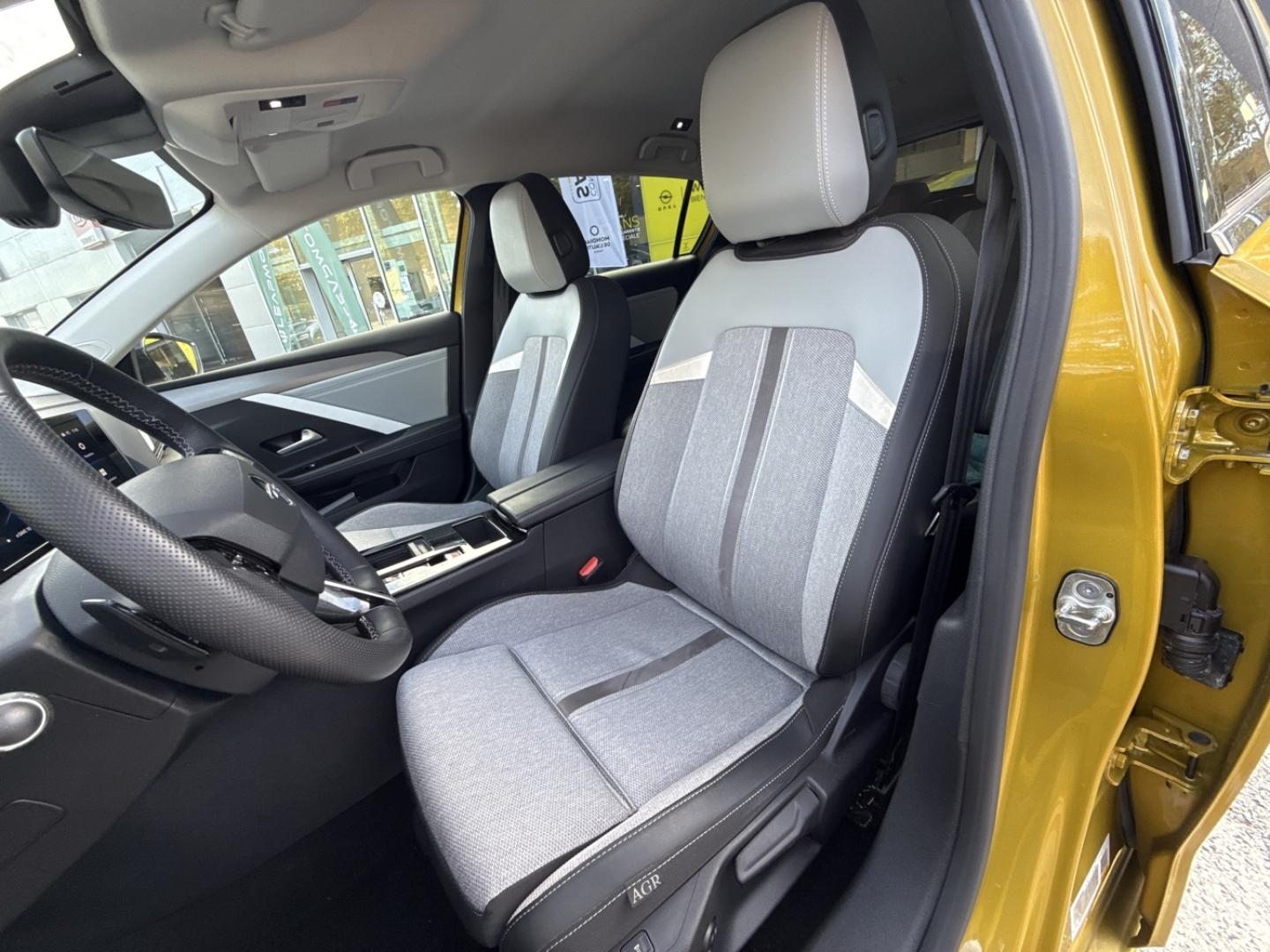 Image OPEL Astra 1.6 Turbo 180ch Hybrid Elegance BVA8