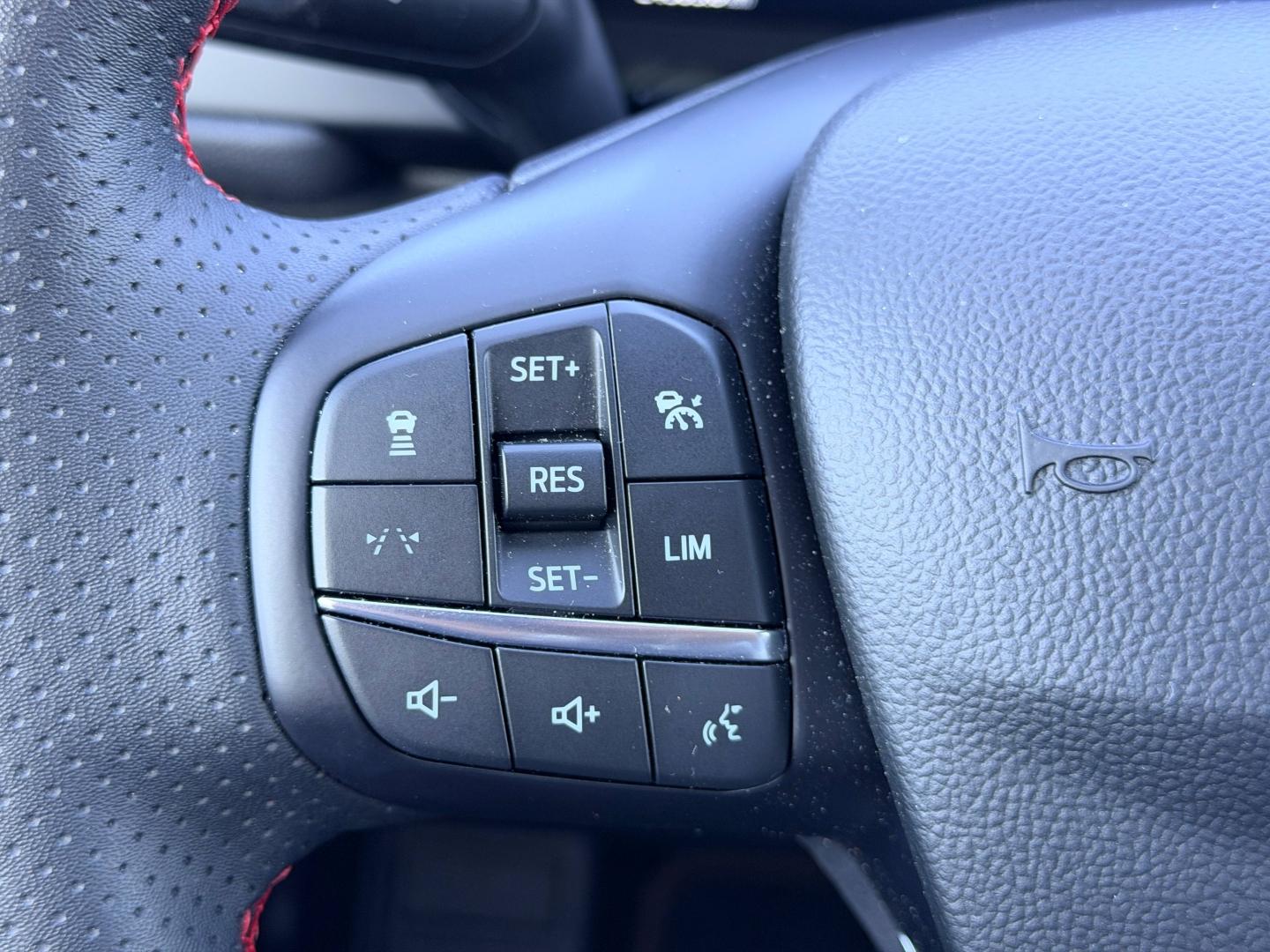 Image FORD Kuga 2.5 Duratec 180ch Hybrid FlexiFuel ST-Line X Powershift