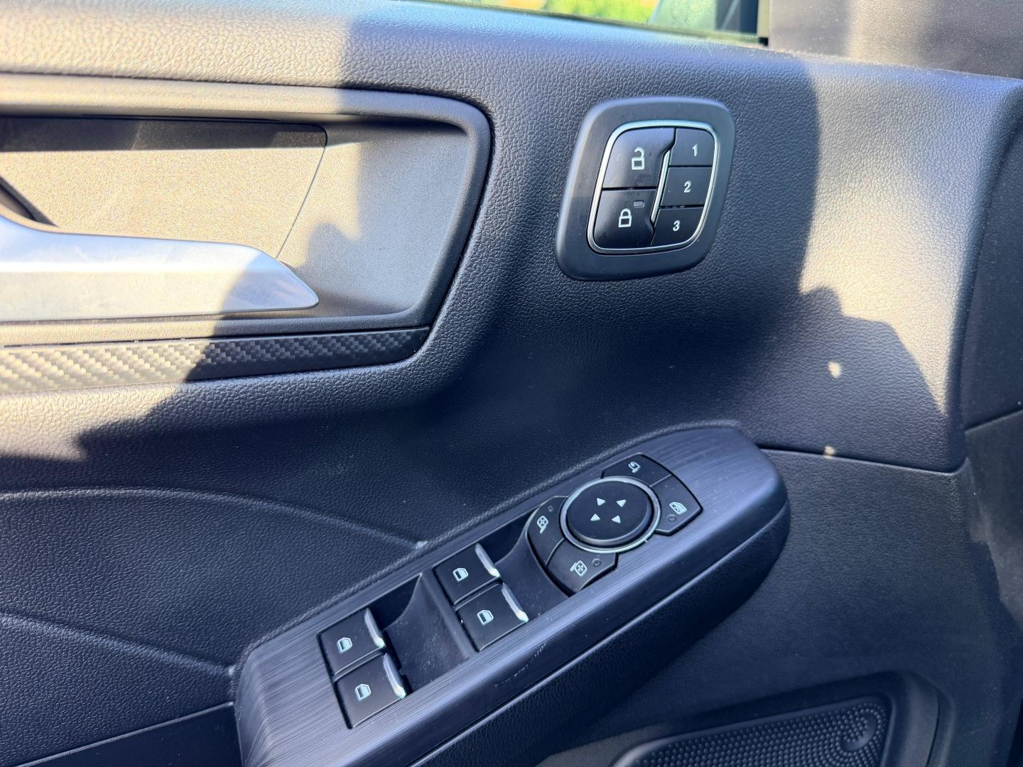 Image FORD Kuga 2.5 Duratec 180ch Hybrid FlexiFuel ST-Line X Powershift