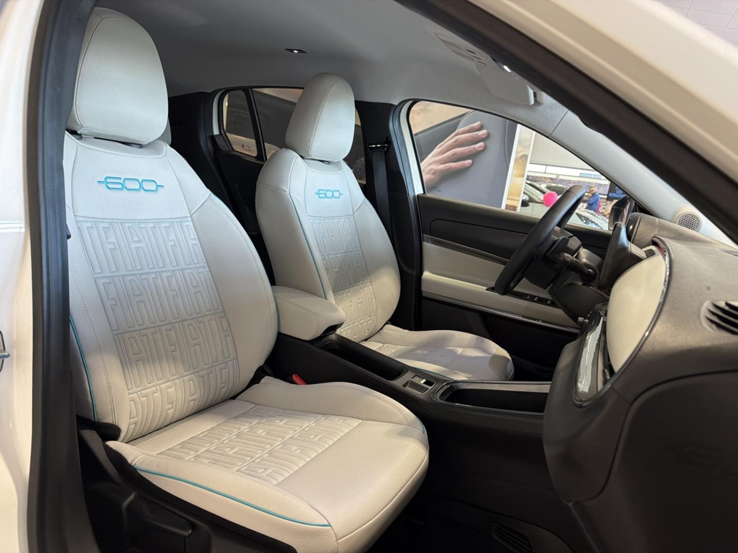 Image FIAT 600 1.2 Hybrid 100ch La Prima DCT6