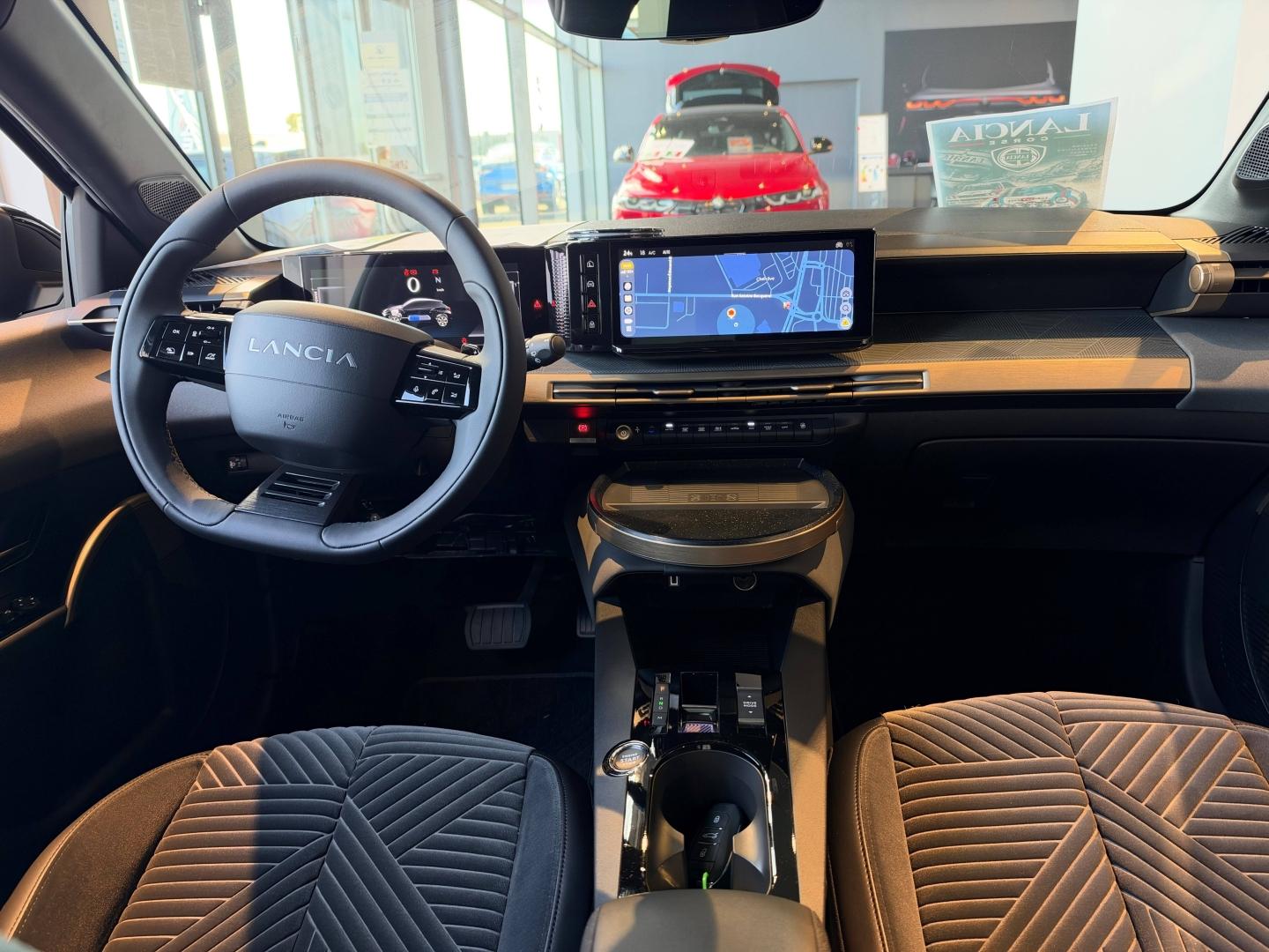 Image LANCIA Ypsilon 1.2 Ibrida 110ch LX eDCT6