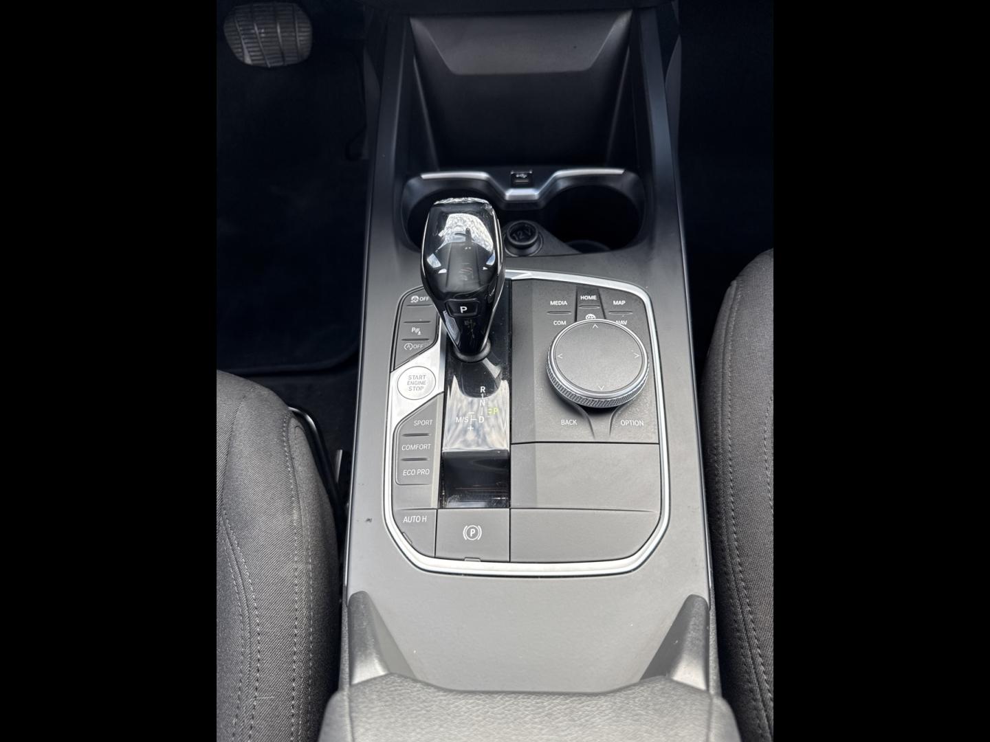 Image BMW Série 1 116dA 116ch Business Design DKG7