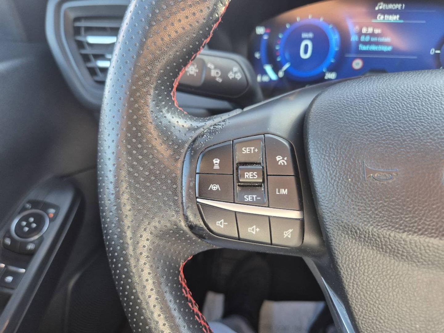Image FORD Kuga 2.5 Duratec 190ch FHEV E85 ST-Line Business BVA