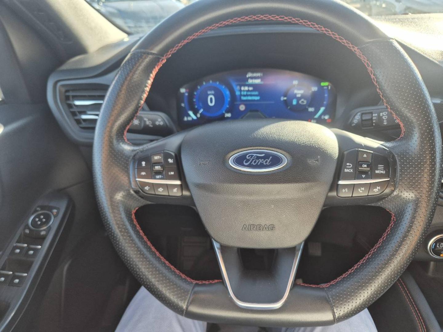 Image FORD Kuga 2.5 Duratec 190ch FHEV E85 ST-Line Business BVA