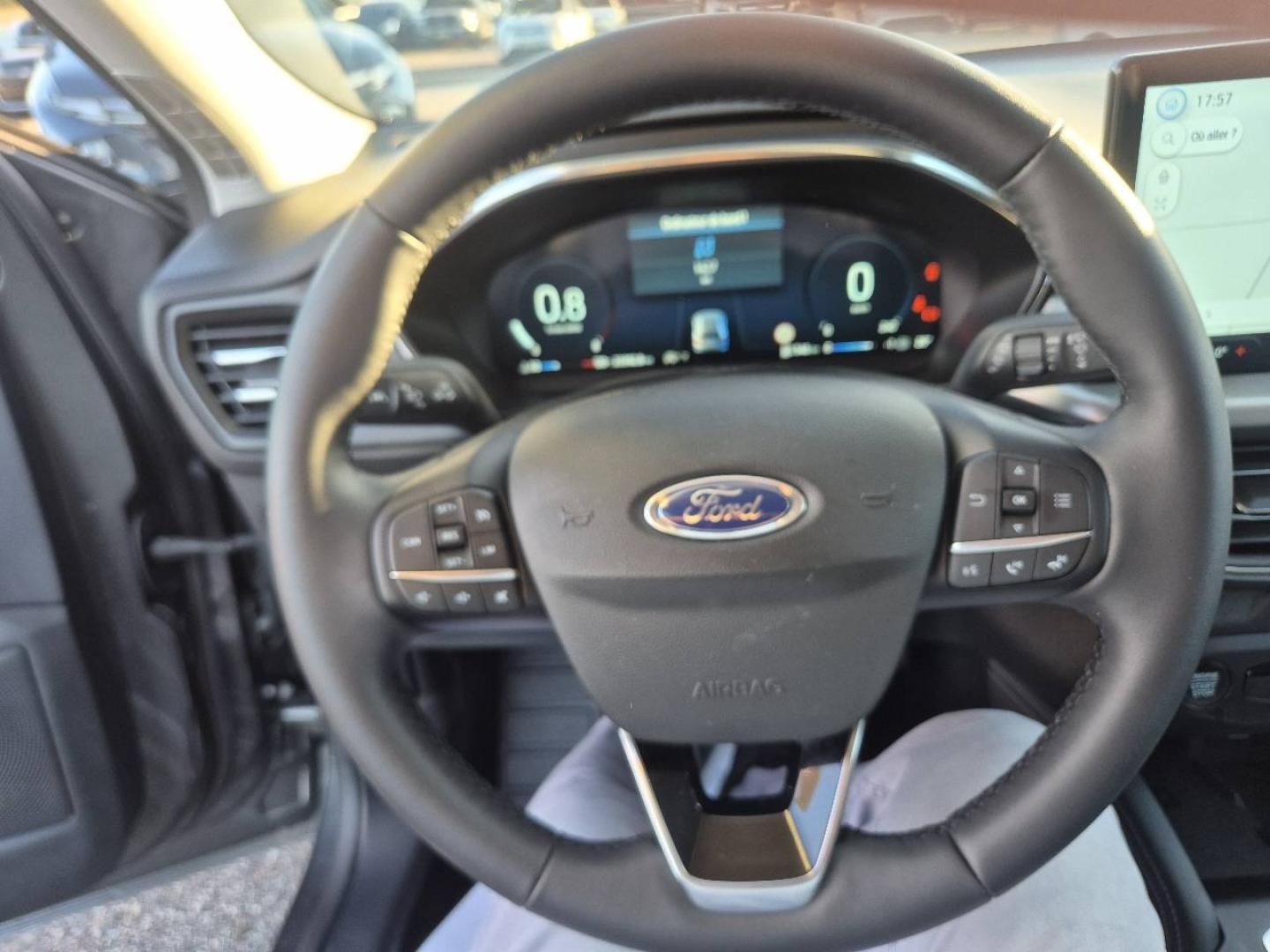 Image FORD Focus 1.0 EcoBoost mHEV 125ch Titanium X Business
