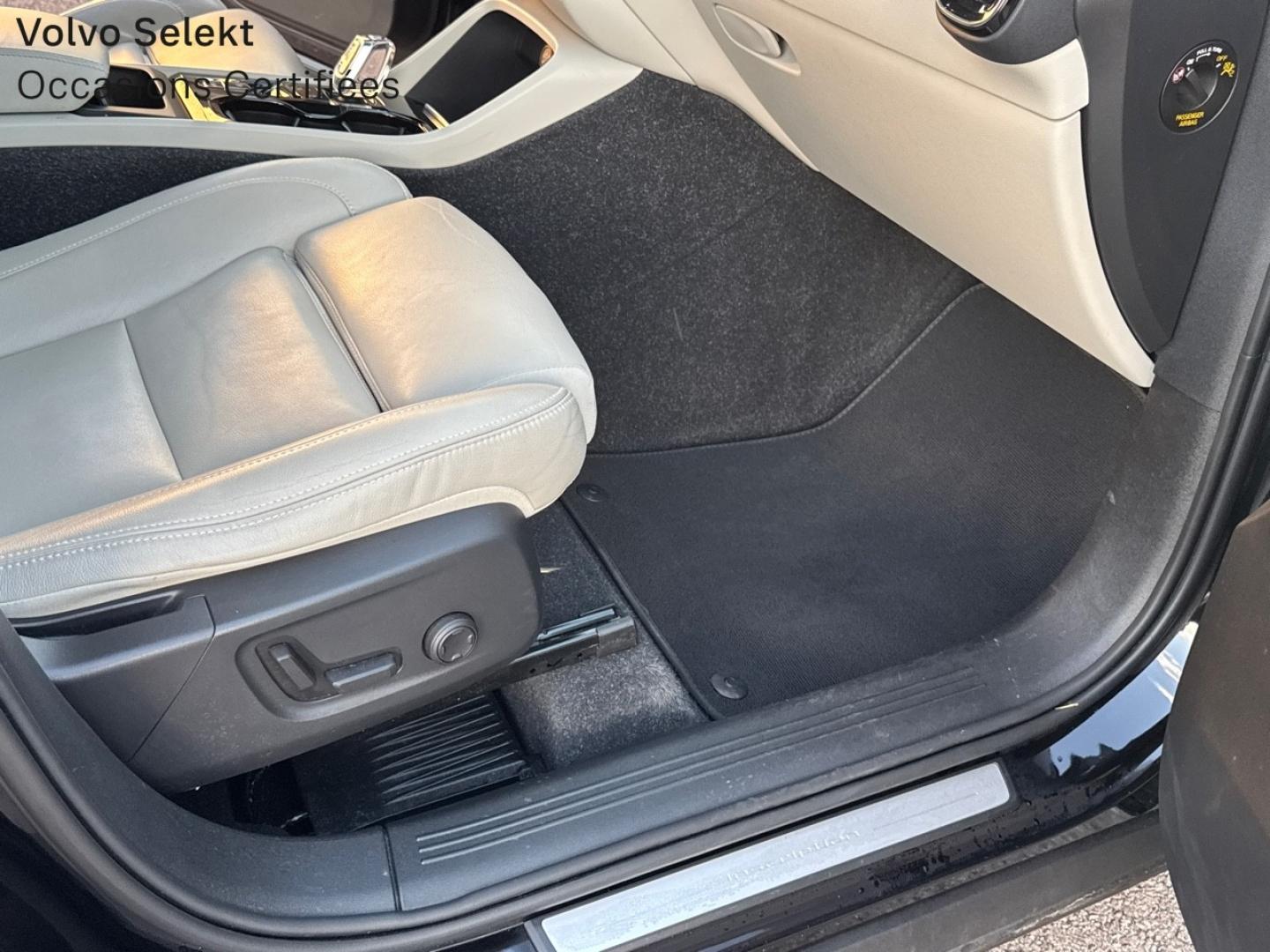 Image VOLVO XC40 T3 163ch Inscription Luxe Geatronic 8