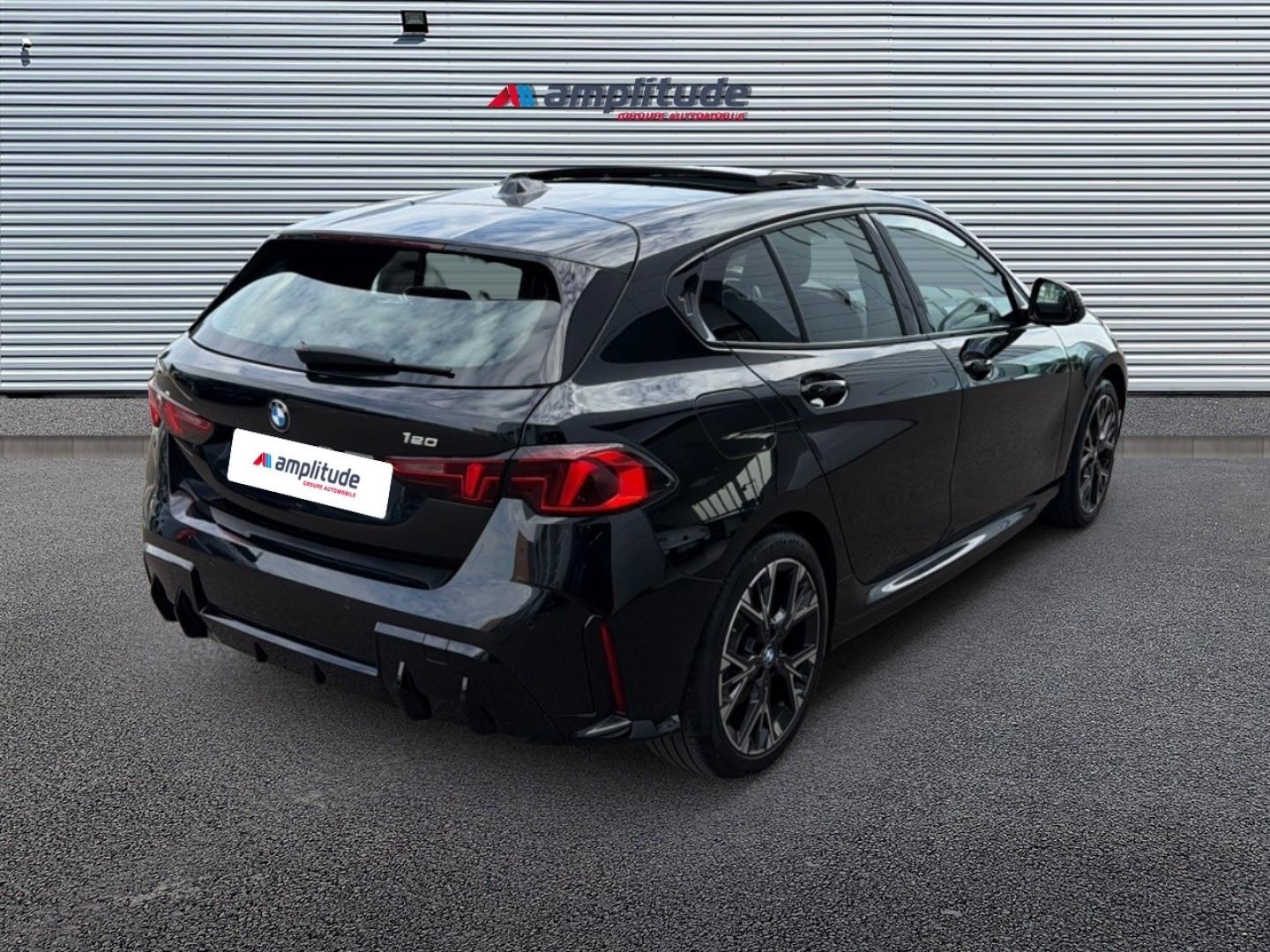 Image BMW Série 1 120A 170ch M Sport DKG7