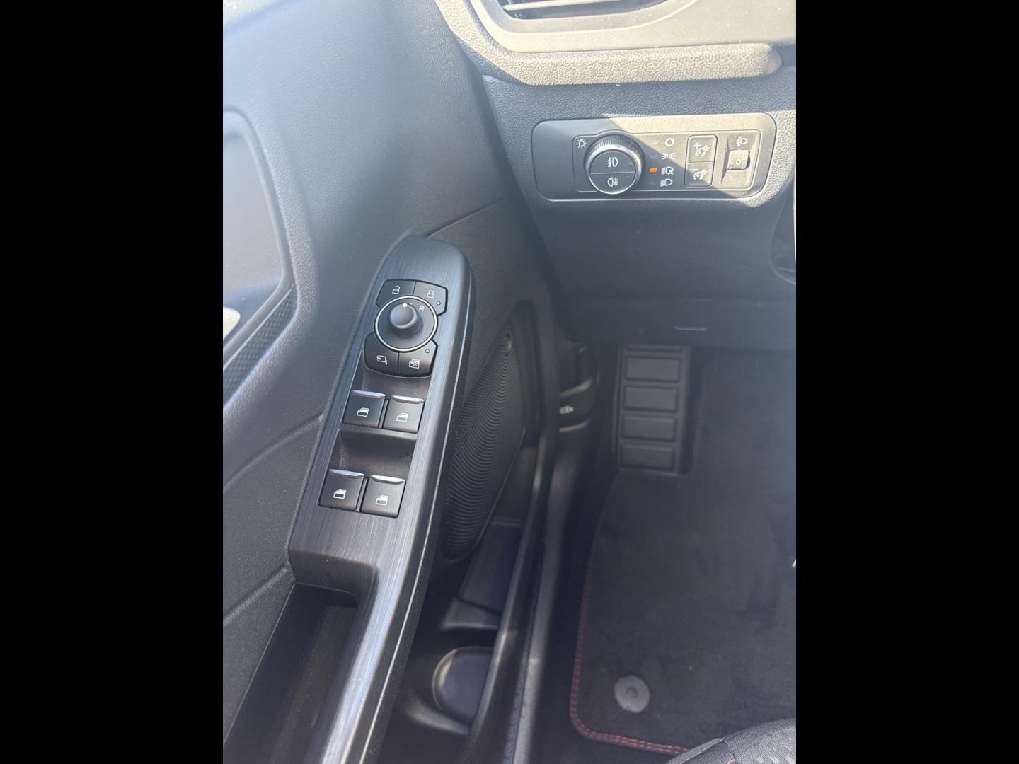 Image FORD Kuga 2.5 Duratec 190ch FHEV E85 ST-Line BVA