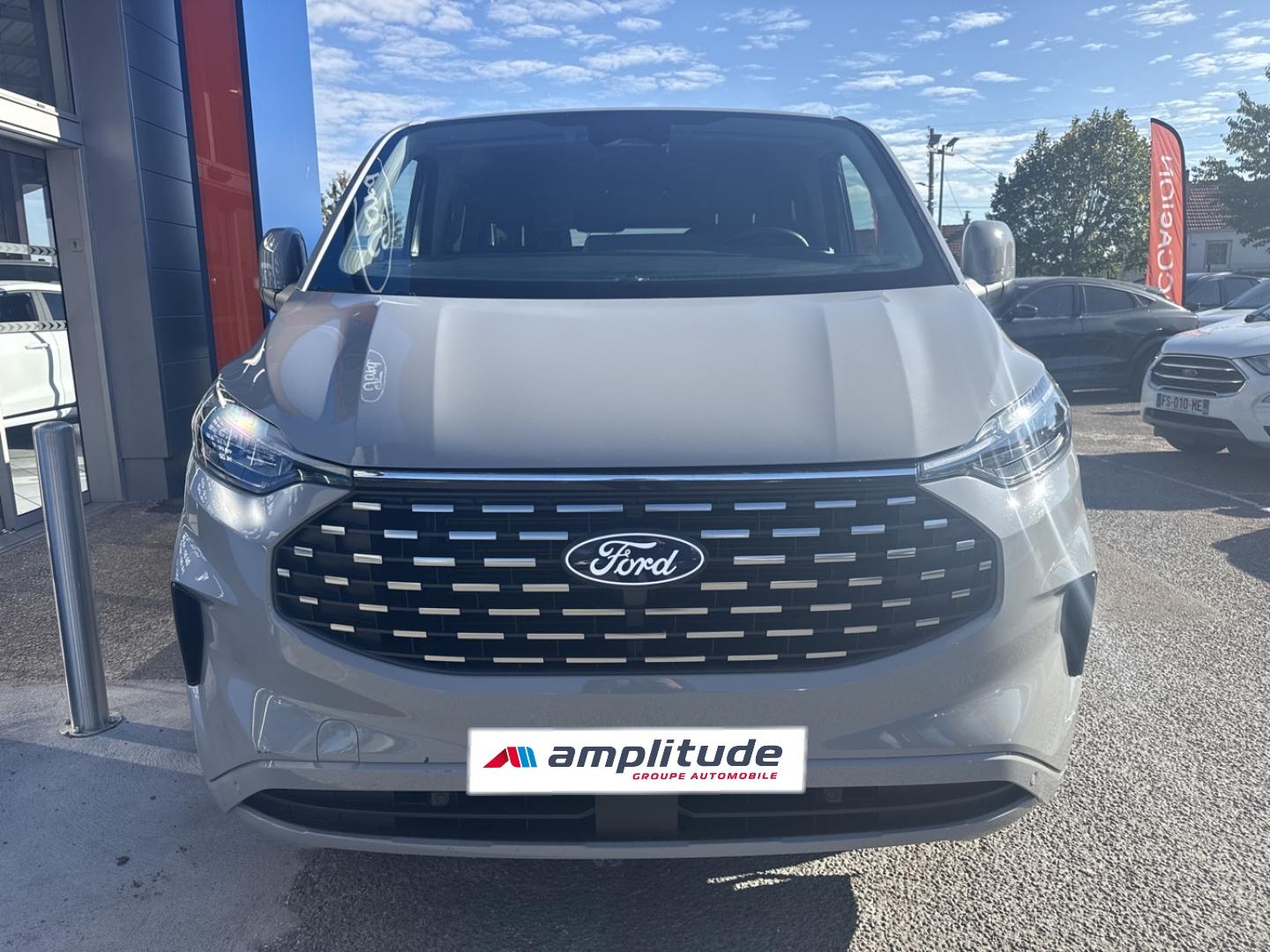 Image FORD Tourneo Custom 320 L2H1 2.0 EcoBlue 150ch Titanium