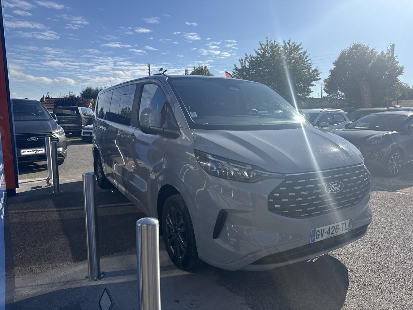 Image FORD Tourneo Custom 320 L2H1 2.0 EcoBlue 150ch Titanium