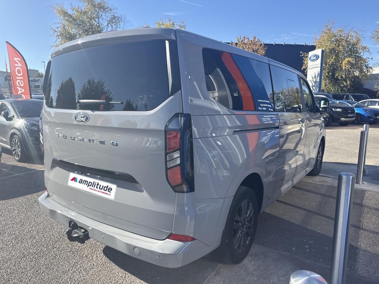 Image FORD Tourneo Custom 320 L2H1 2.0 EcoBlue 150ch Titanium