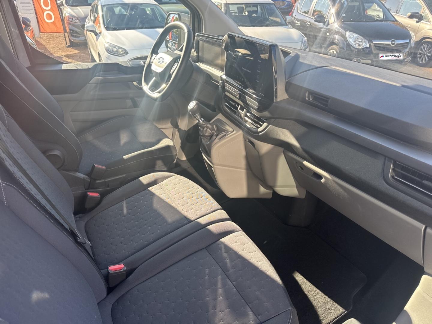 Image FORD Tourneo Custom 320 L2H1 2.0 EcoBlue 150ch Titanium