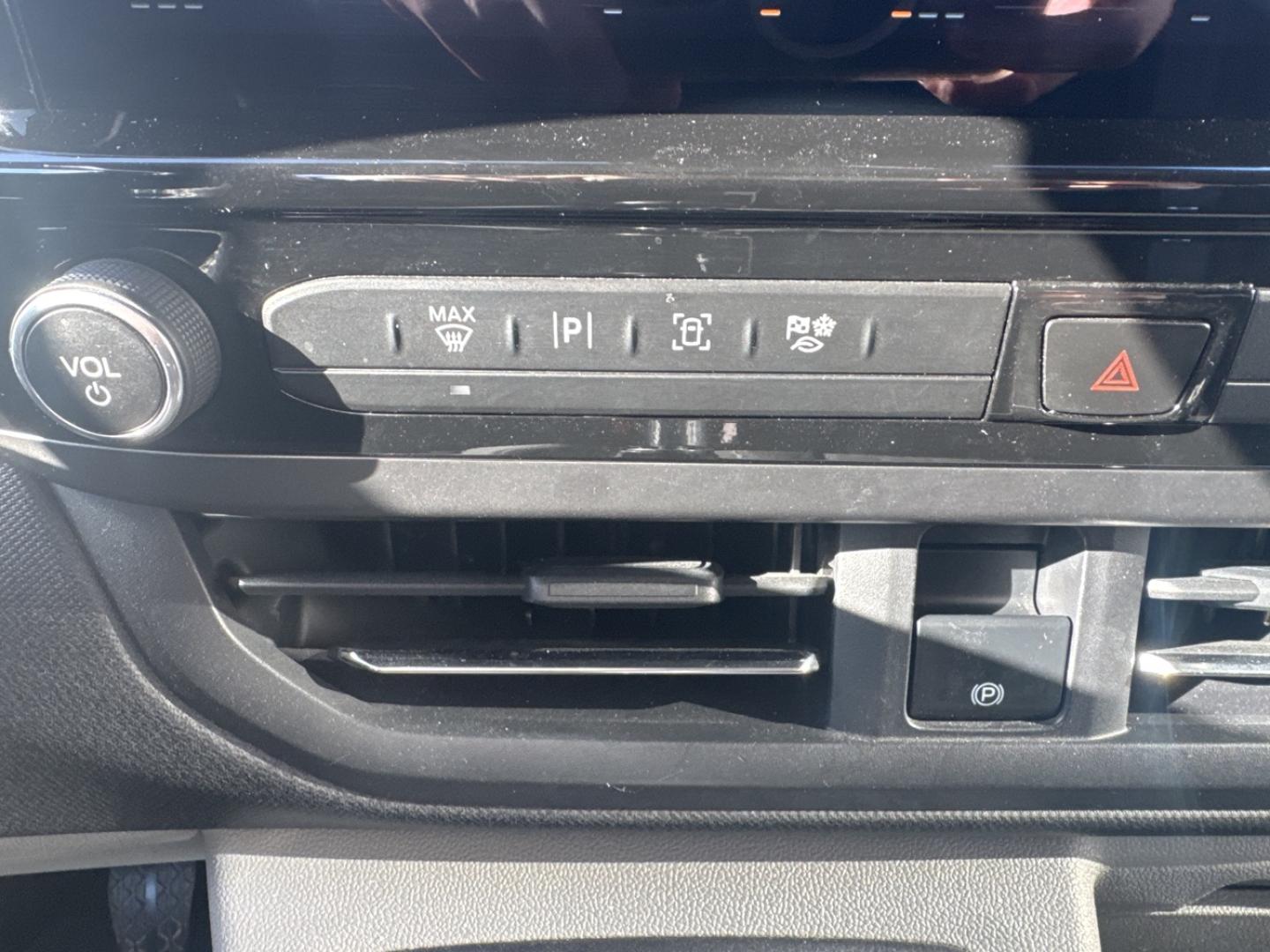 Image FORD Tourneo Custom 320 L2H1 2.0 EcoBlue 150ch Titanium