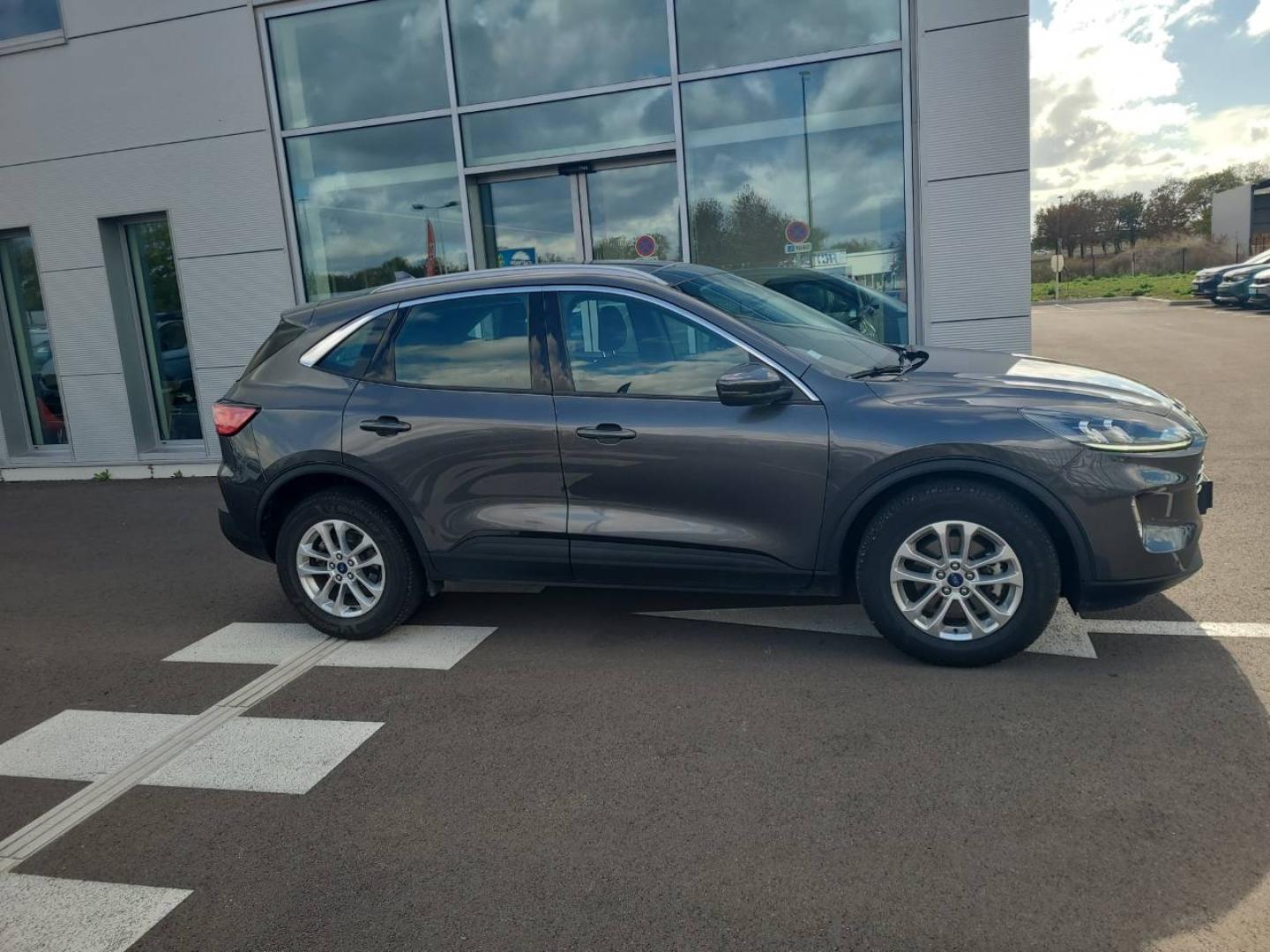 Image FORD Kuga 2.5 Duratec 190ch FHEV E85 Titanium BVA