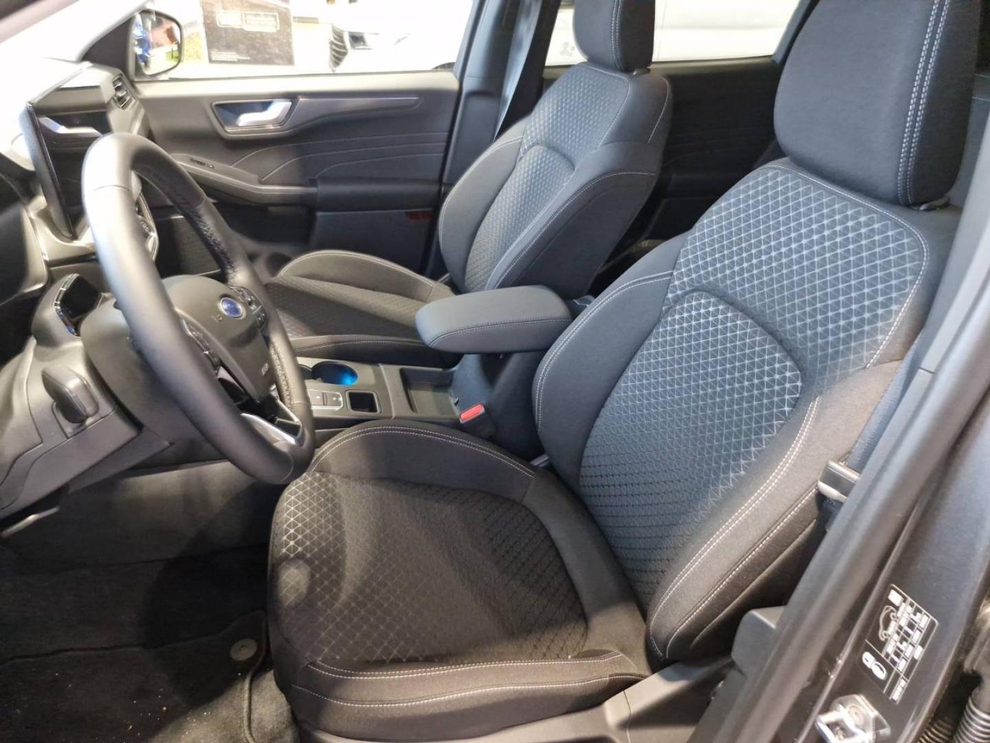 Image FORD Kuga 2.5 Duratec 180ch Hybrid FlexiFuel Titanium Powershift
