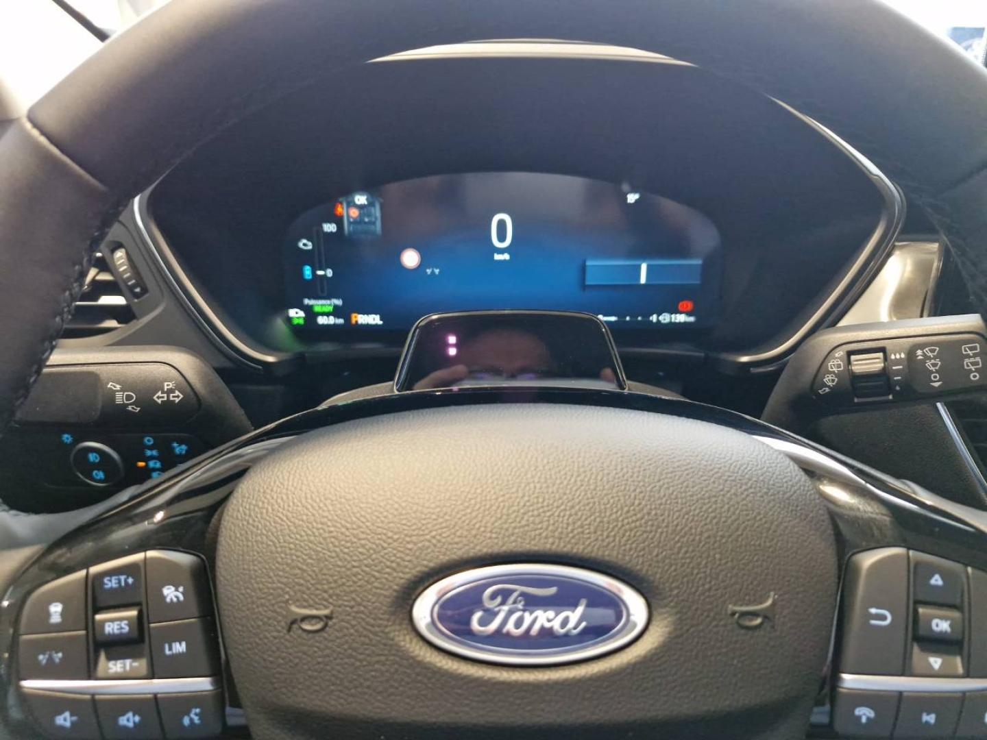 Image FORD Kuga 2.5 Duratec 180ch Hybrid FlexiFuel Titanium Powershift