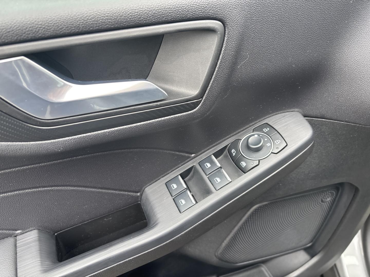 Image FORD Kuga 2.5 Duratec 180ch Hybrid FlexiFuel ST-Line Powershift