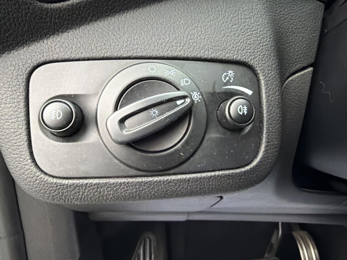 Image FORD Kuga 2.0 TDCi 180 ch ST-Line Black & Silver 4x4 Powershift