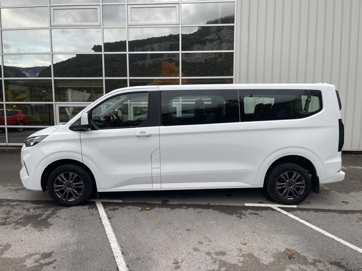 Image FORD Tourneo Custom 320 L2H1 2.0 EcoBlue 150ch Titanium