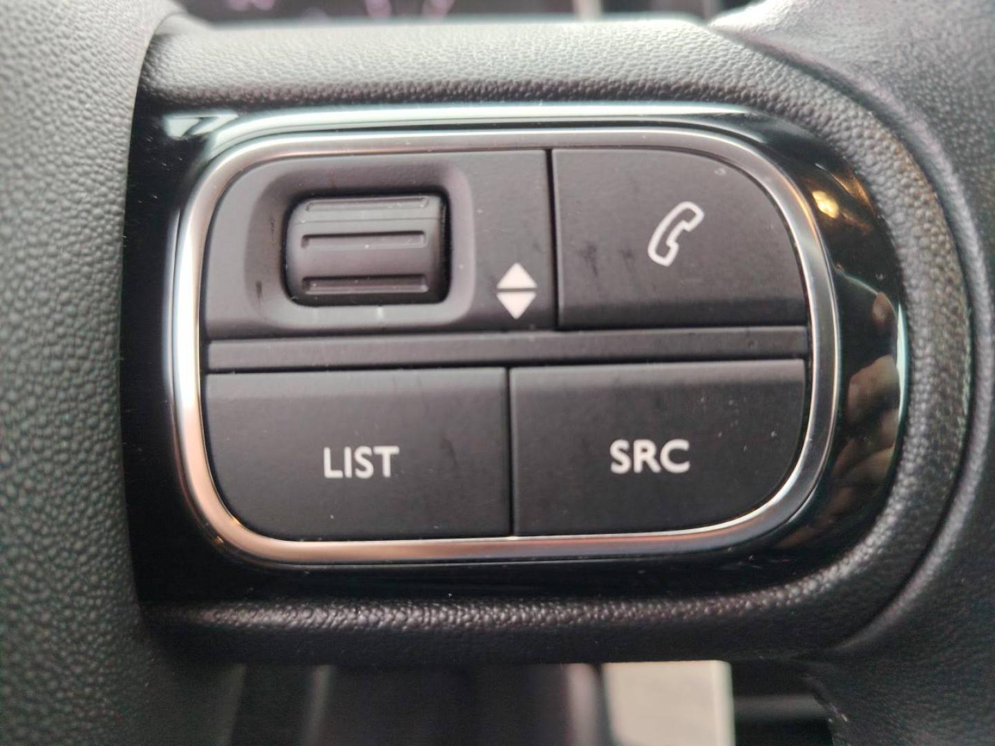 Image CITROEN C3 Aircross BlueHDi 110ch S&S Shine